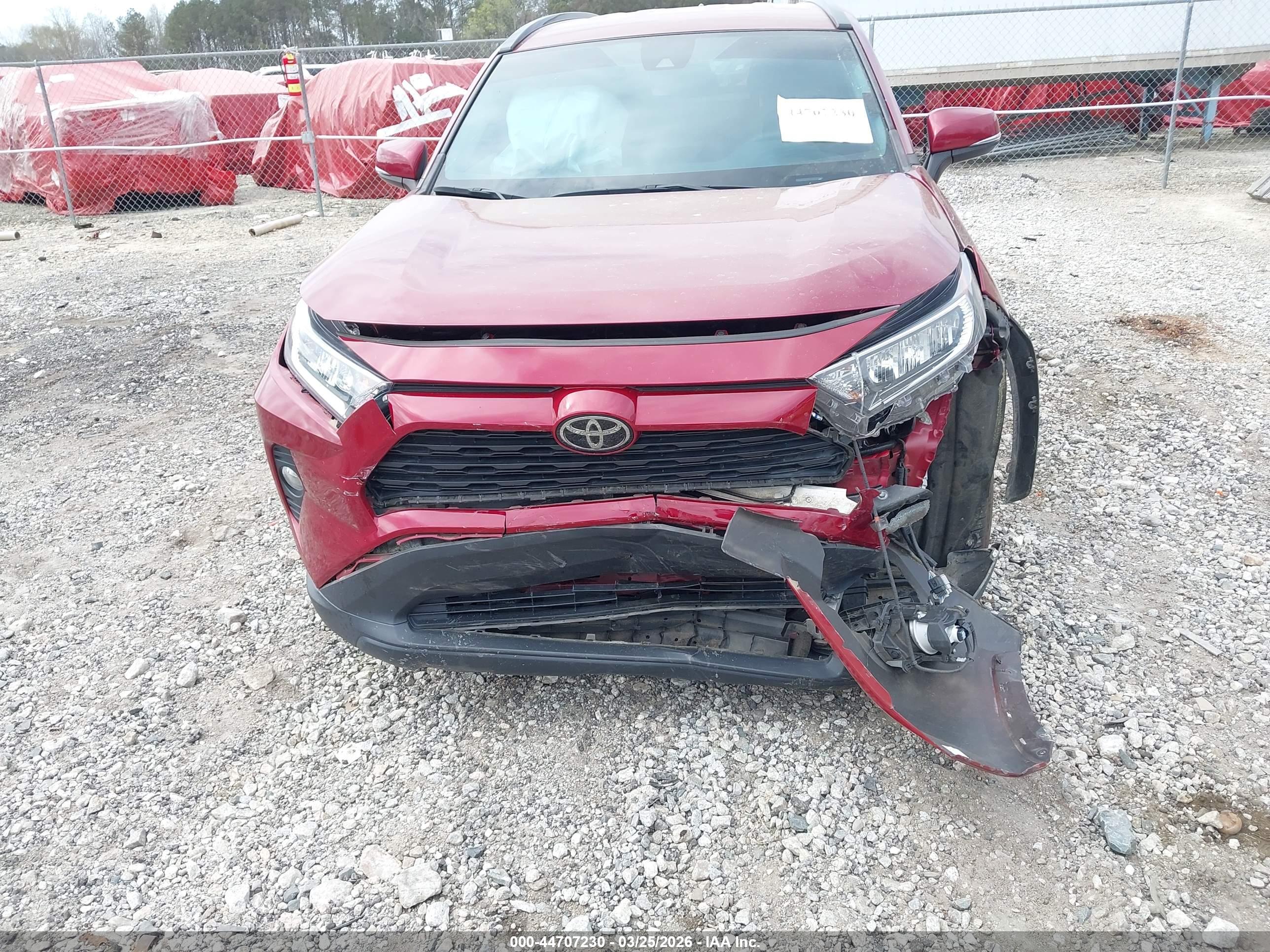 TOYOTA RAV4 image 6