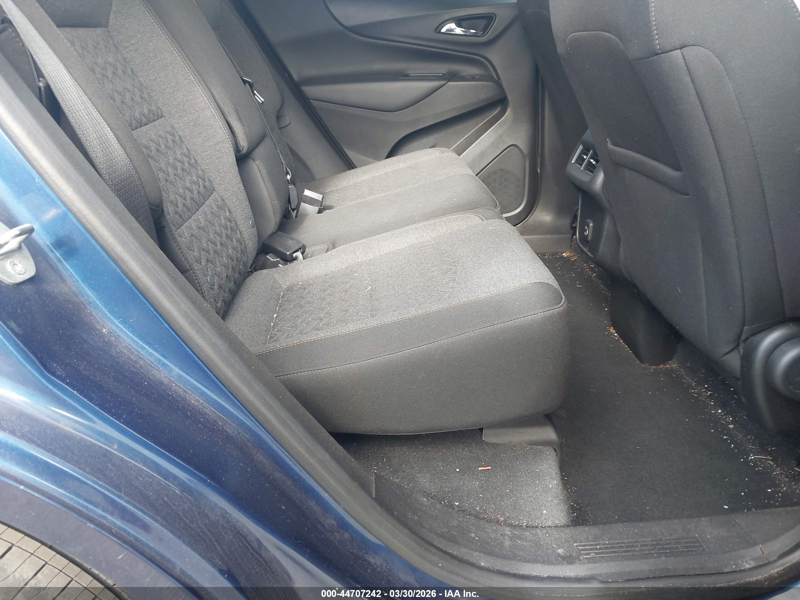CHEVROLET EQUINOX image 8