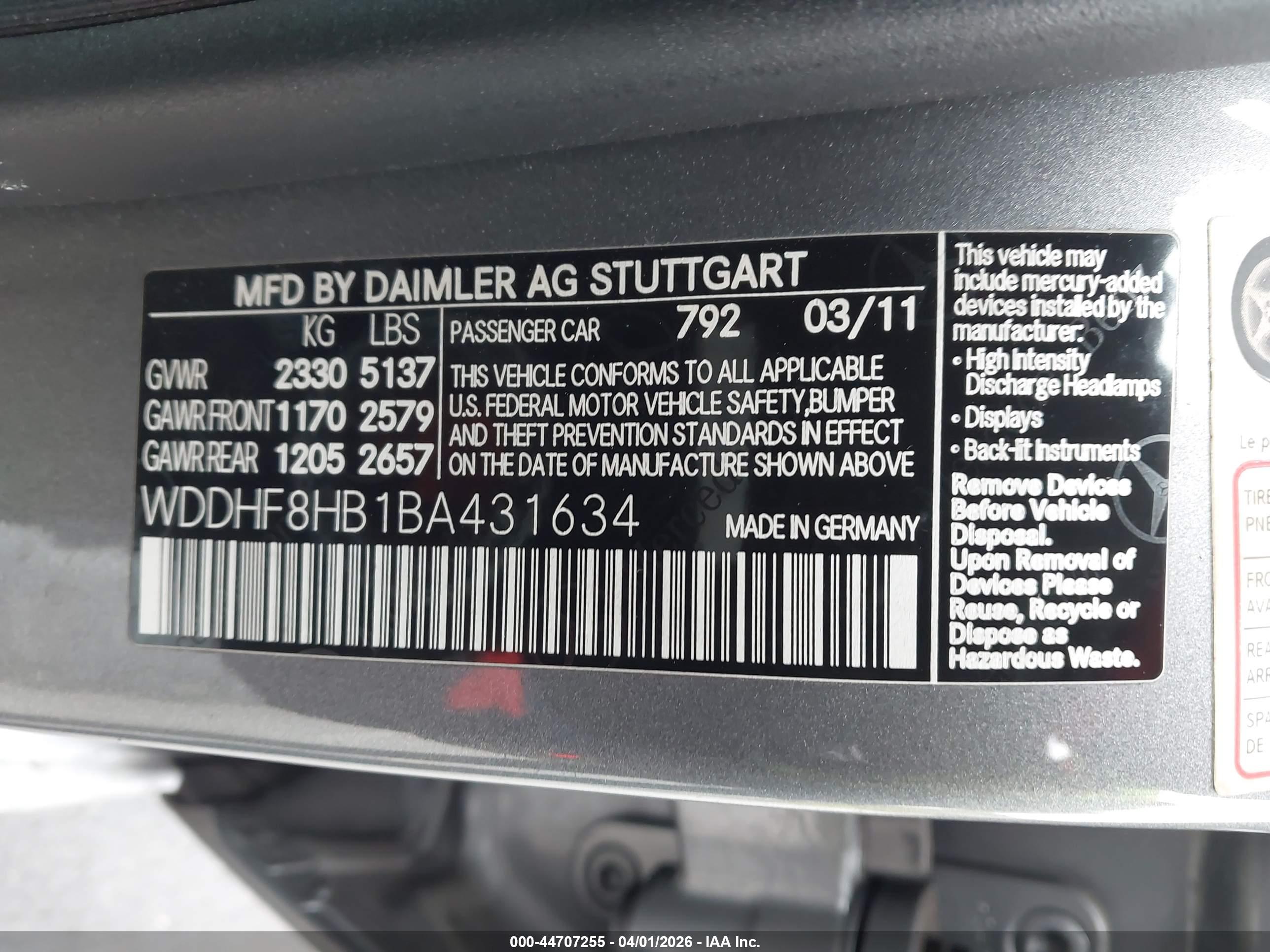 MERCEDES-BENZ E image 9