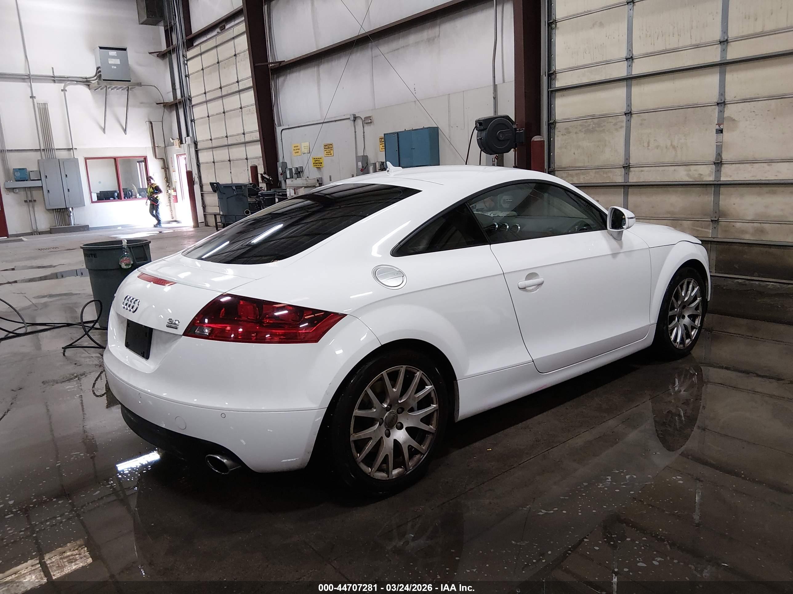 AUDI TT image 4