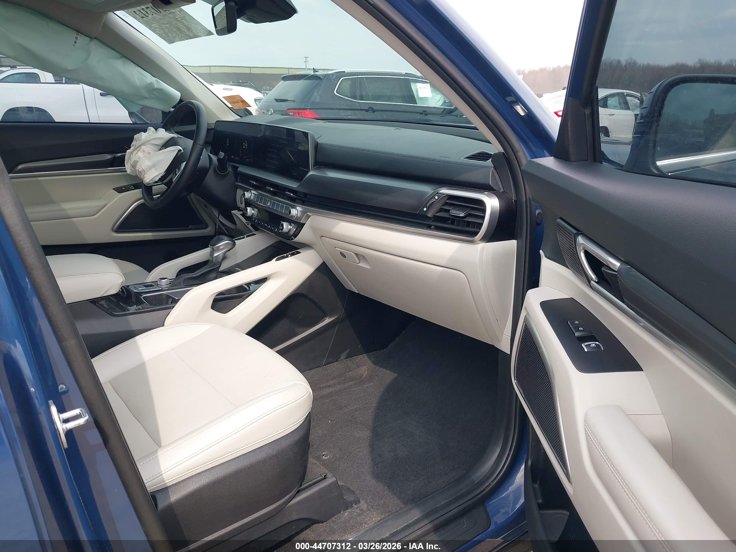 KIA TELLURIDE image 5