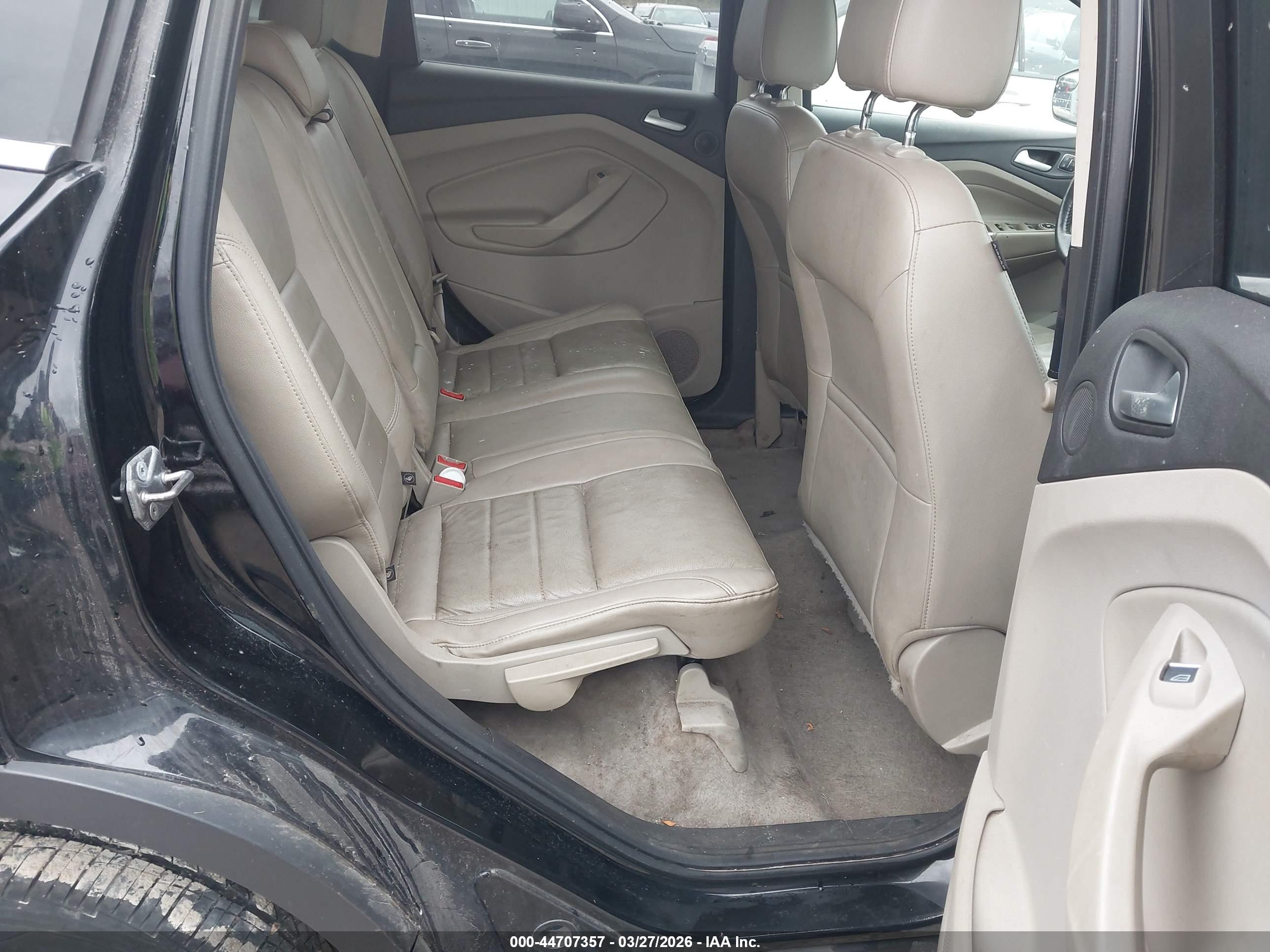 FORD ESCAPE image 8