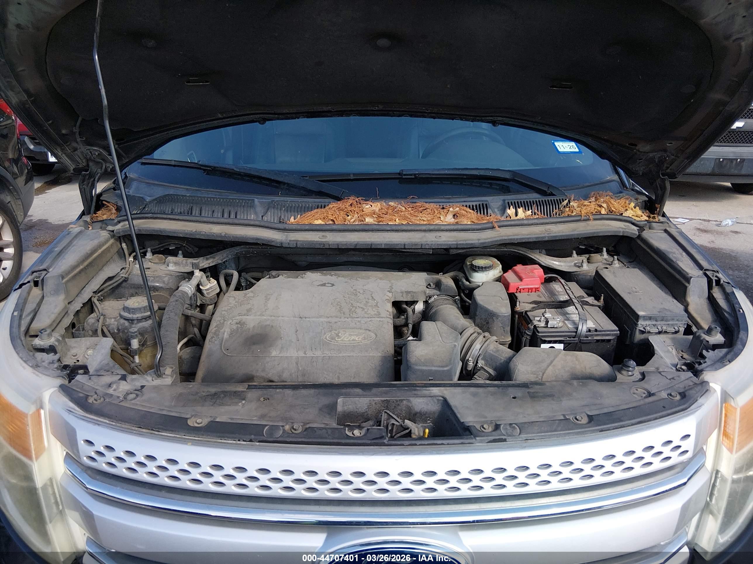 FORD EXPLORER image 10