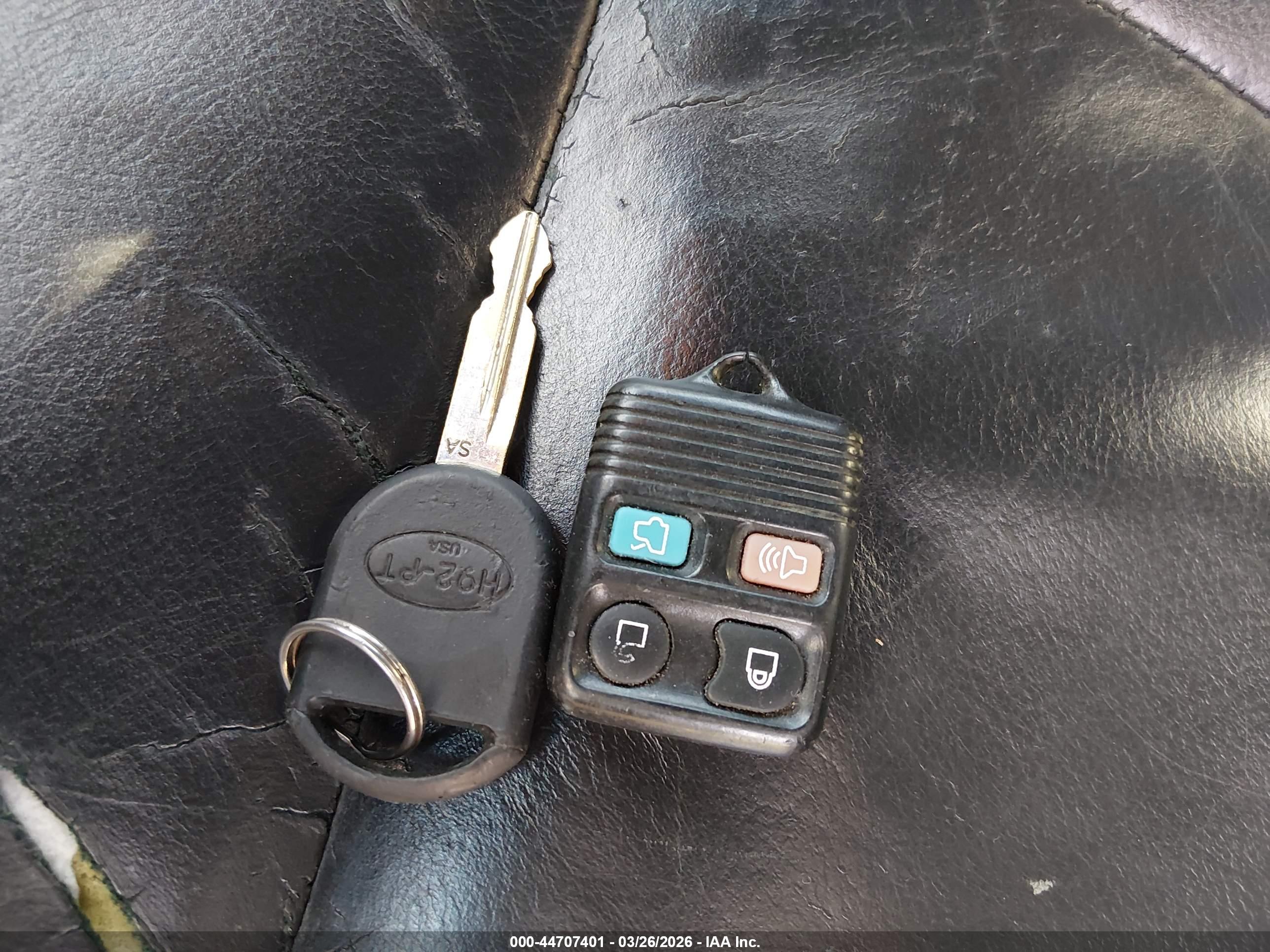 FORD EXPLORER image 11