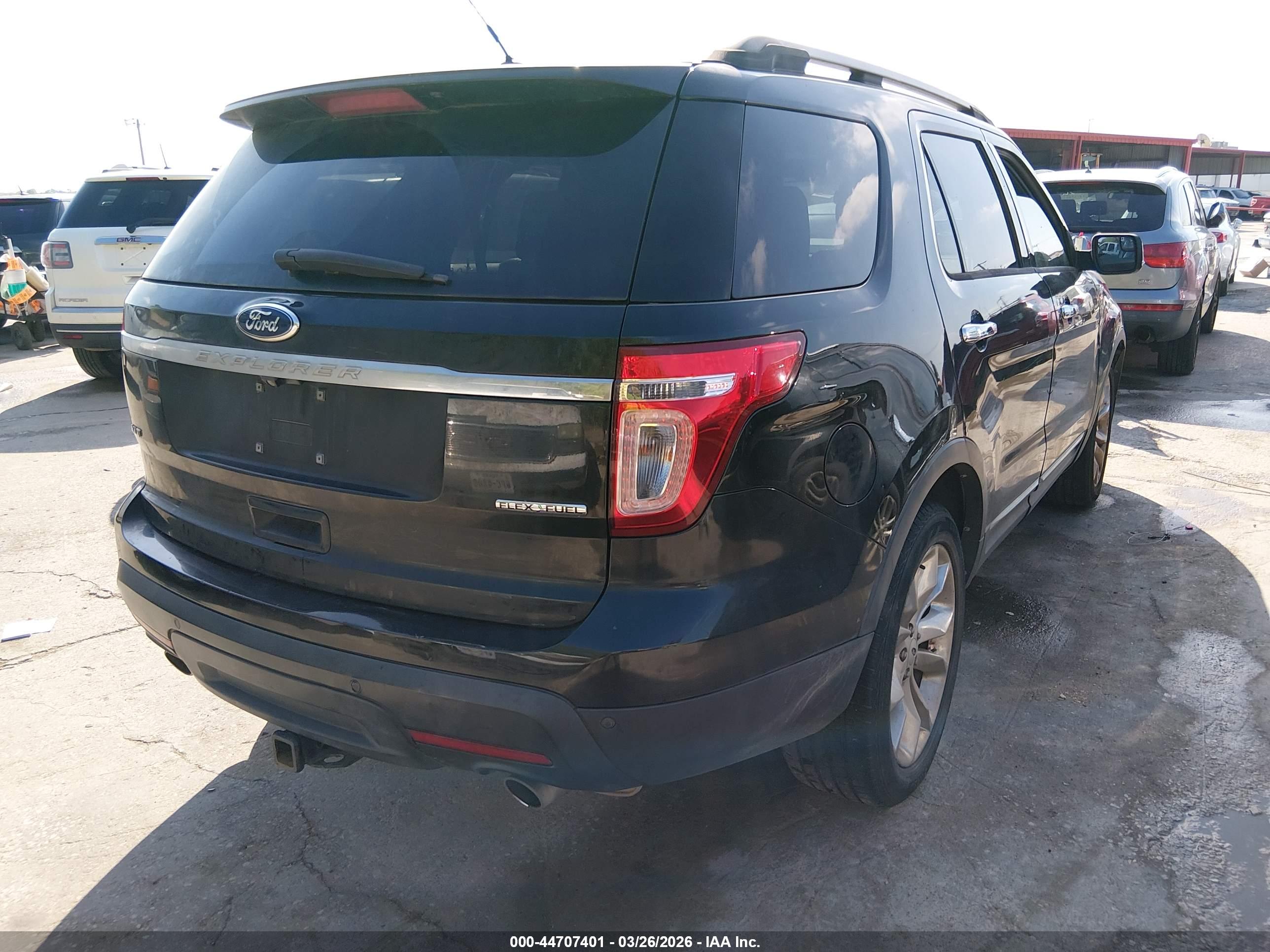 FORD EXPLORER image 4