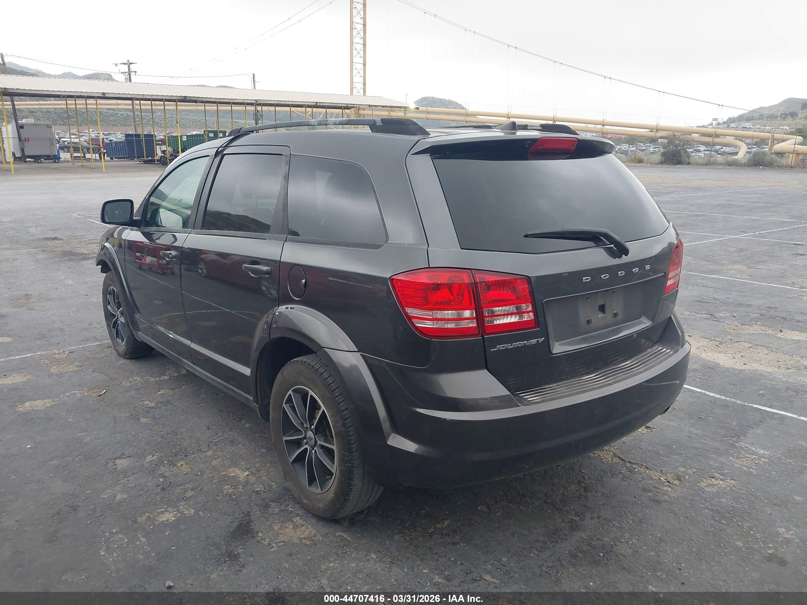 DODGE JOURNEY image 3