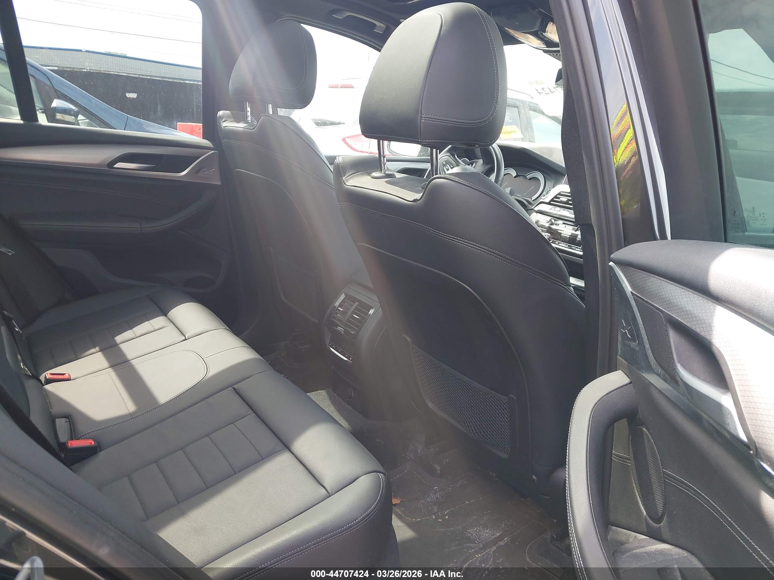 BMW X3 image 8