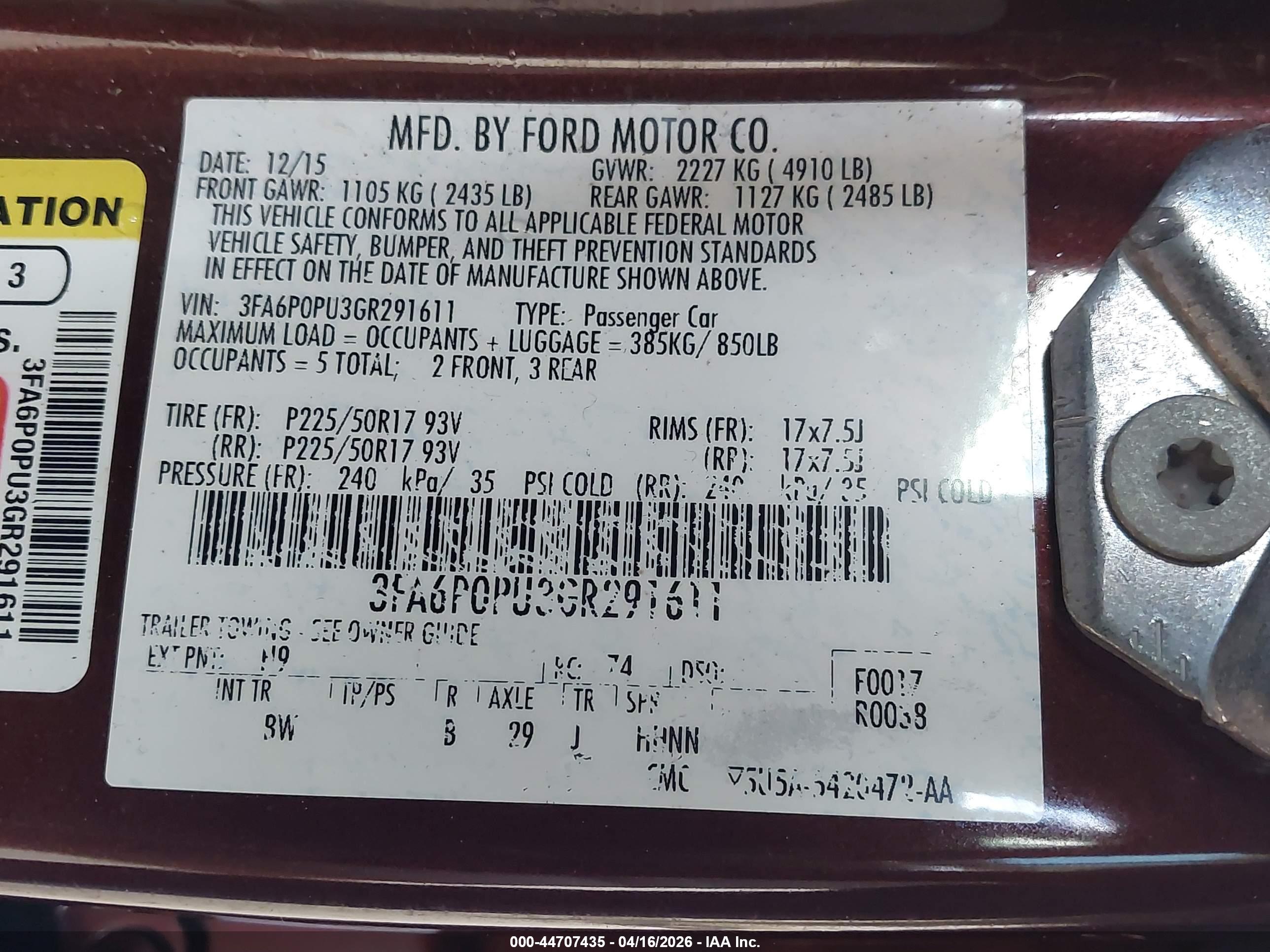 FORD FUSION image 9