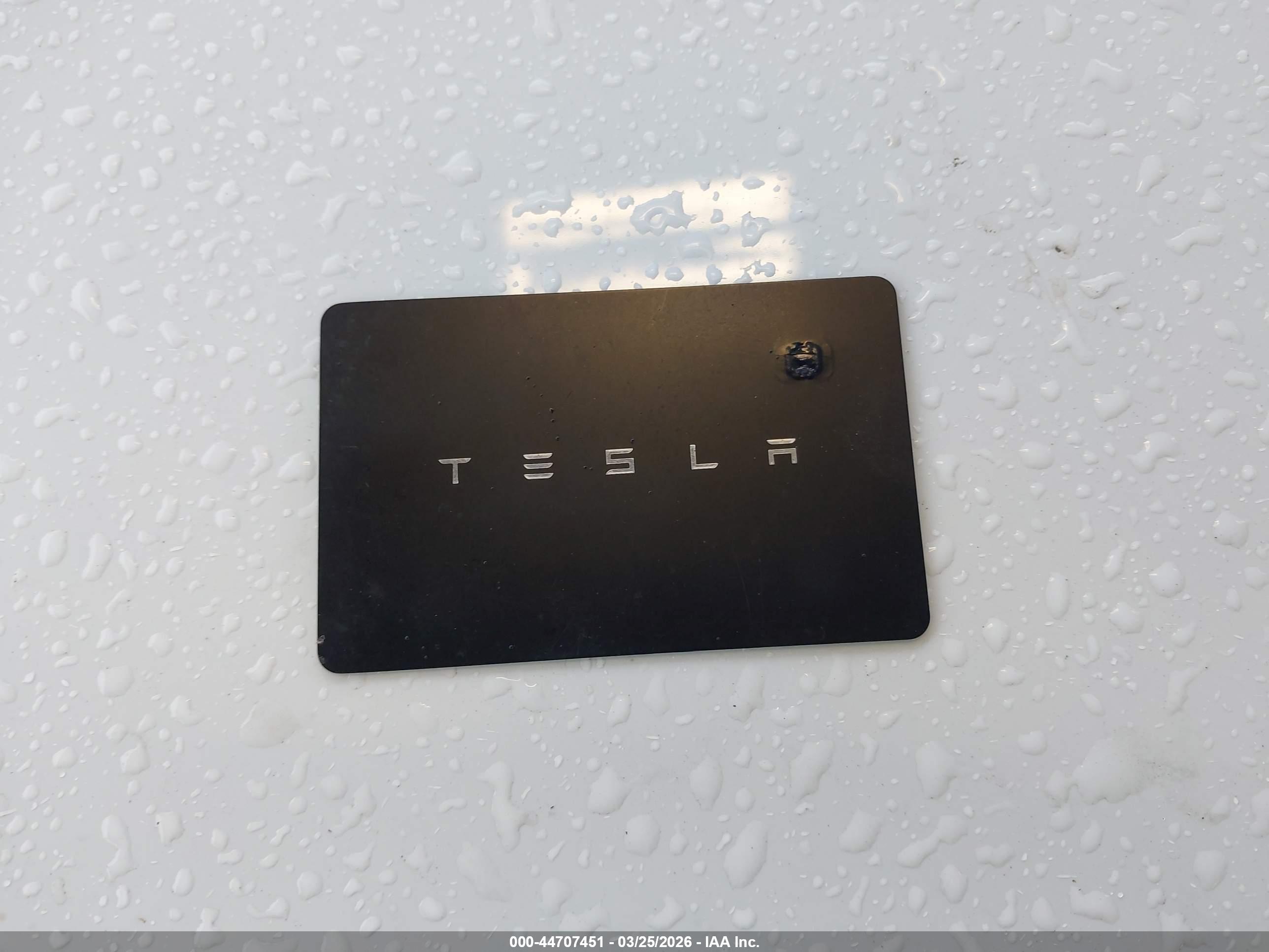 TESLA CYBERTRUCK image 11