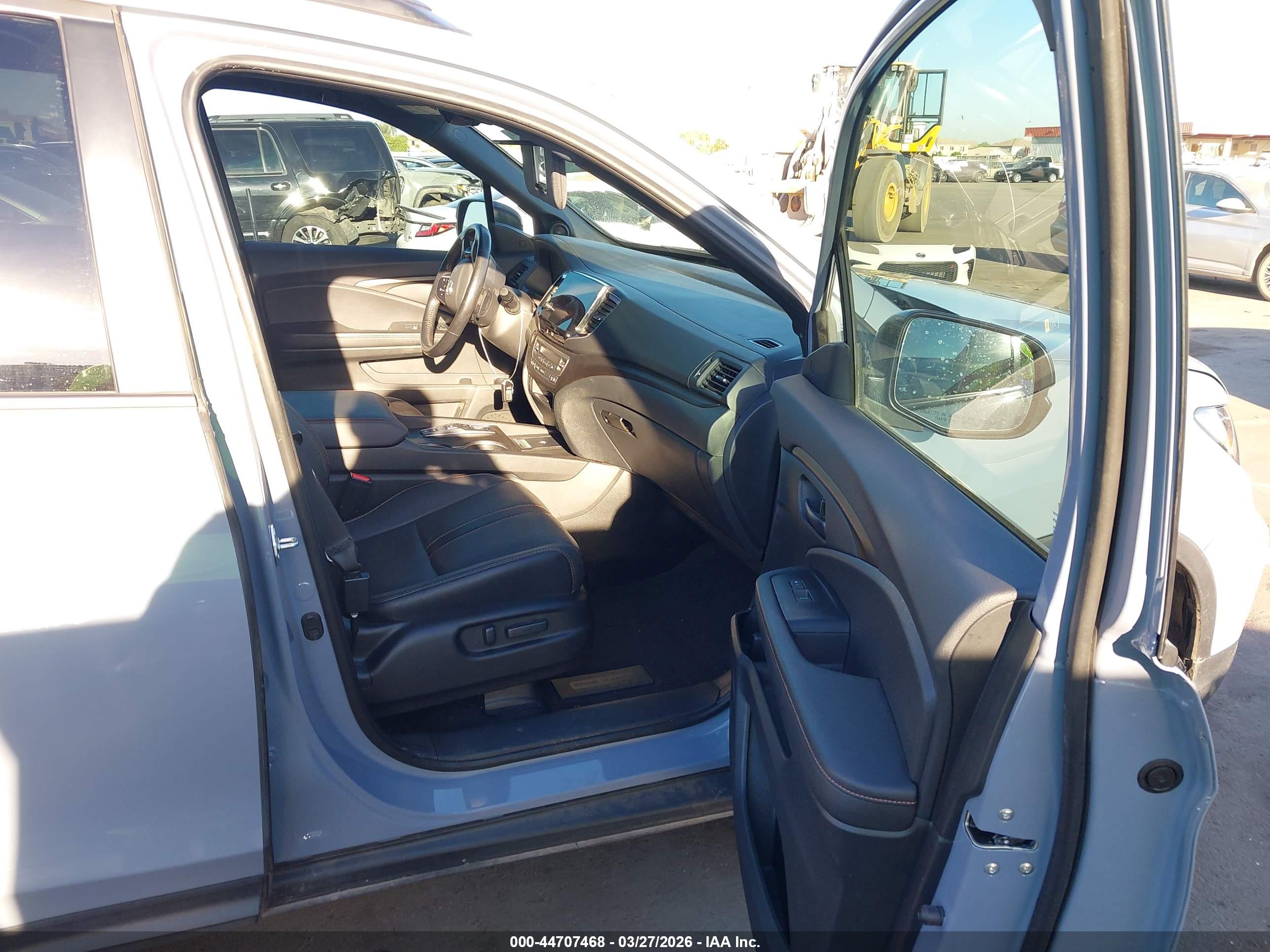 HONDA PASSPORT image 5