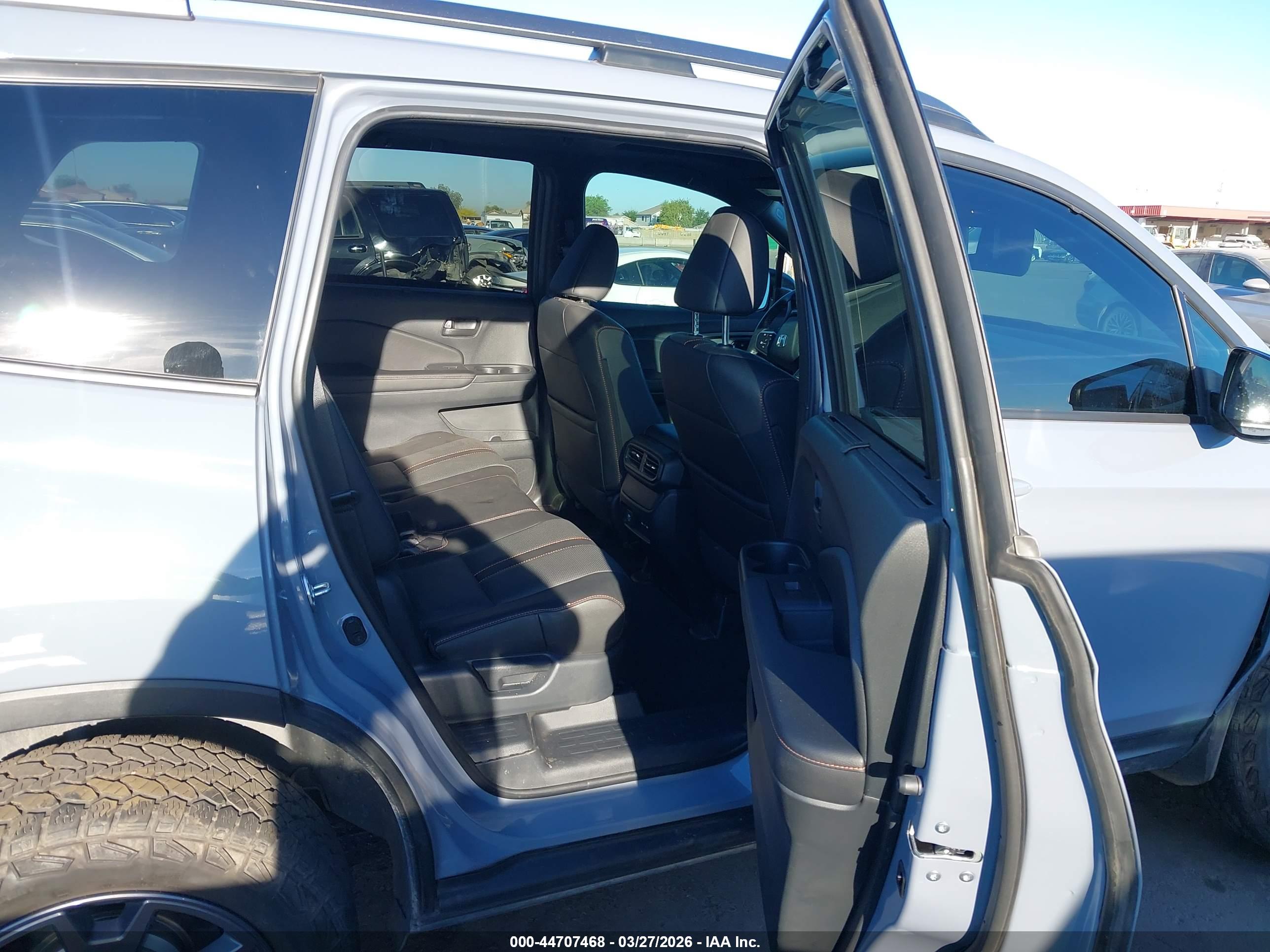 HONDA PASSPORT image 8