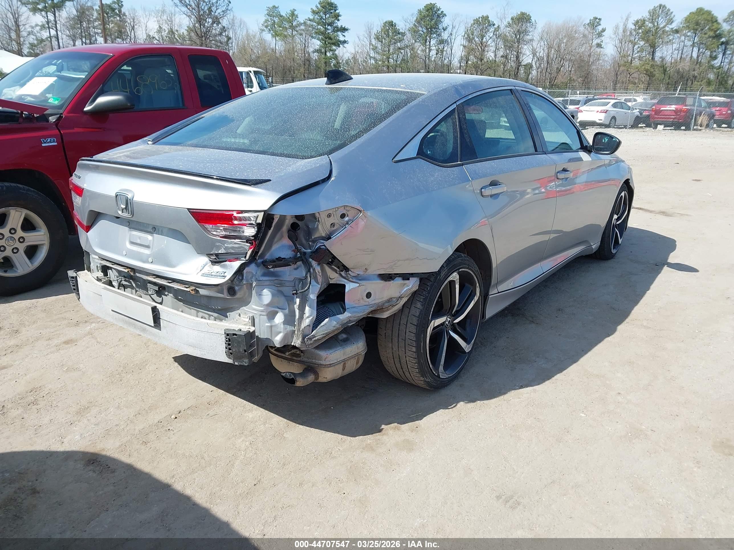 HONDA ACCORD image 4