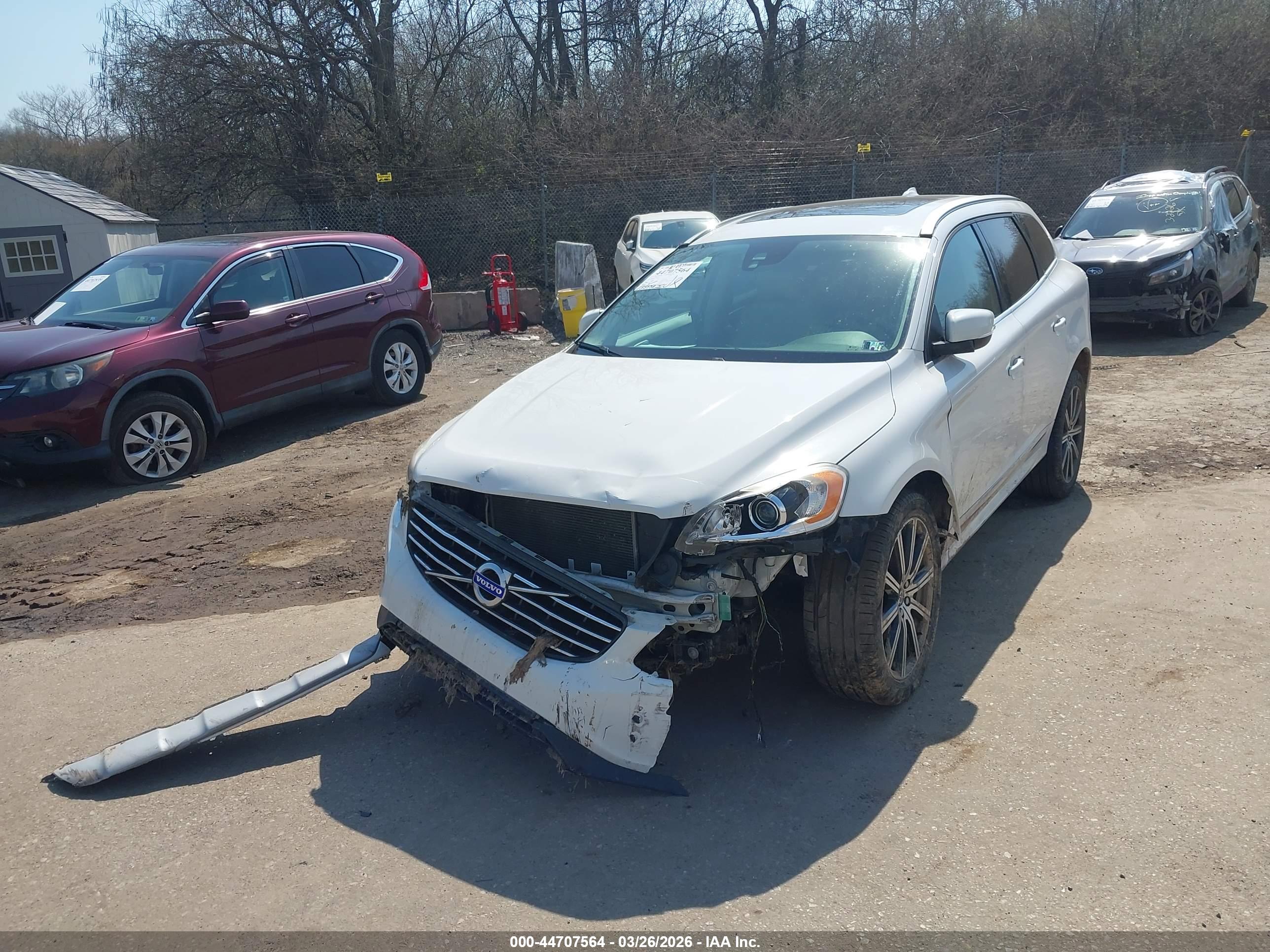 VOLVO XC60 image 6