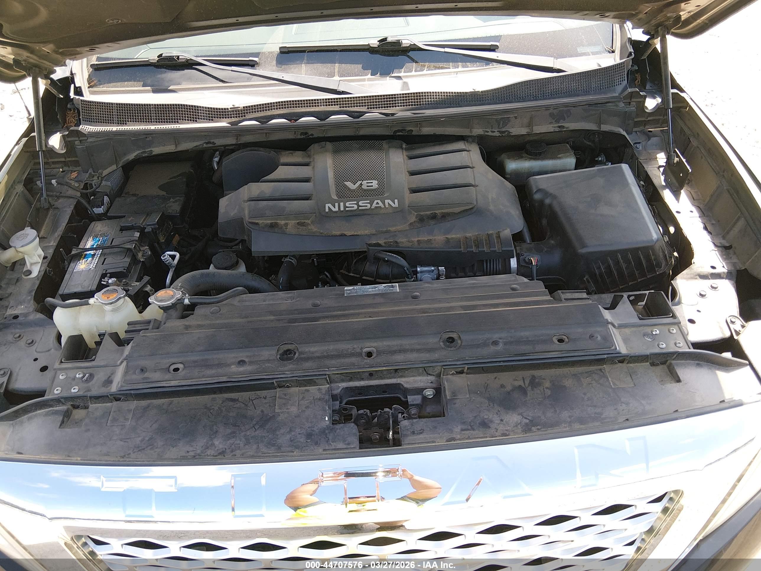 NISSAN TITAN image 10