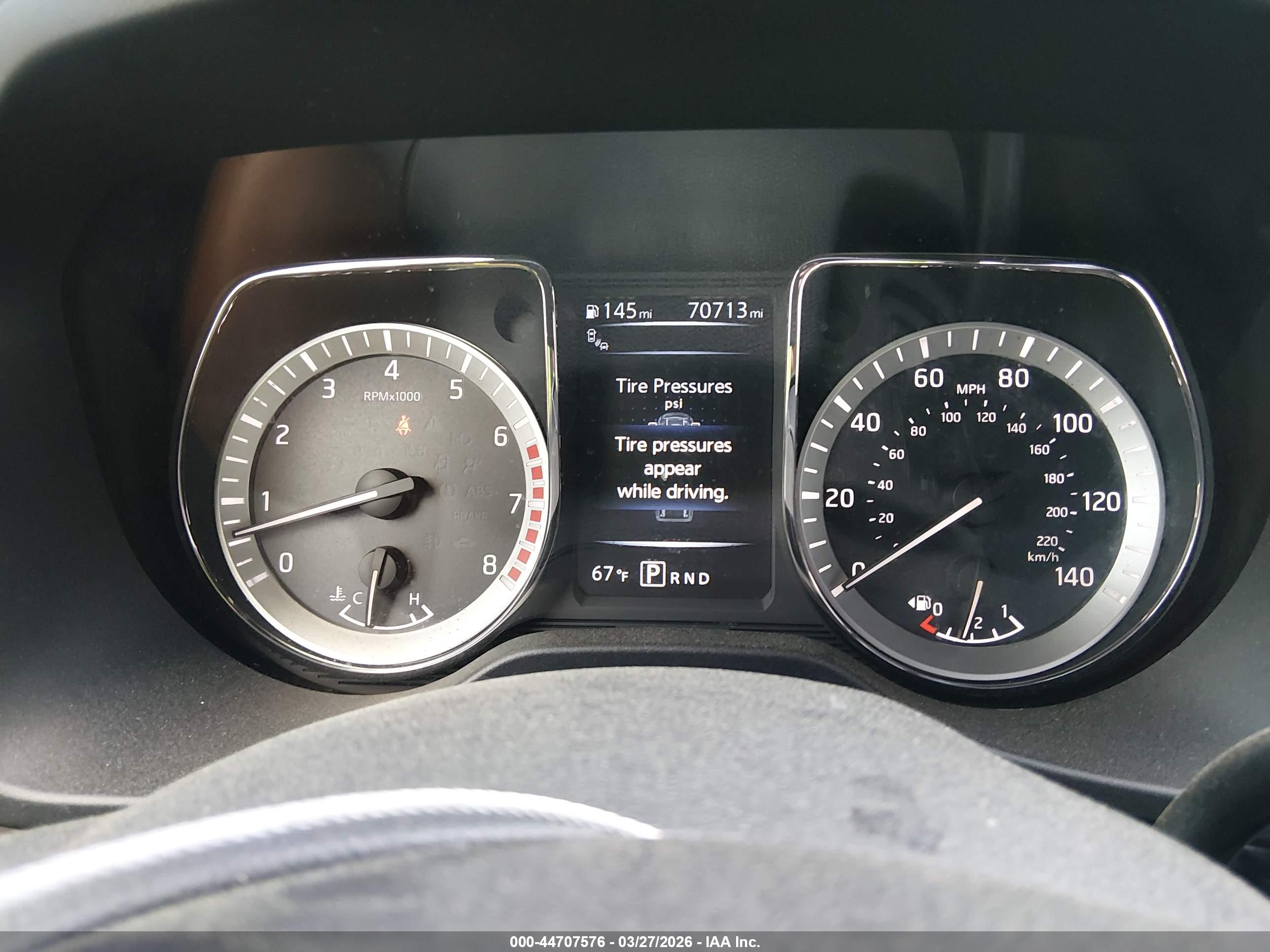 NISSAN TITAN image 7
