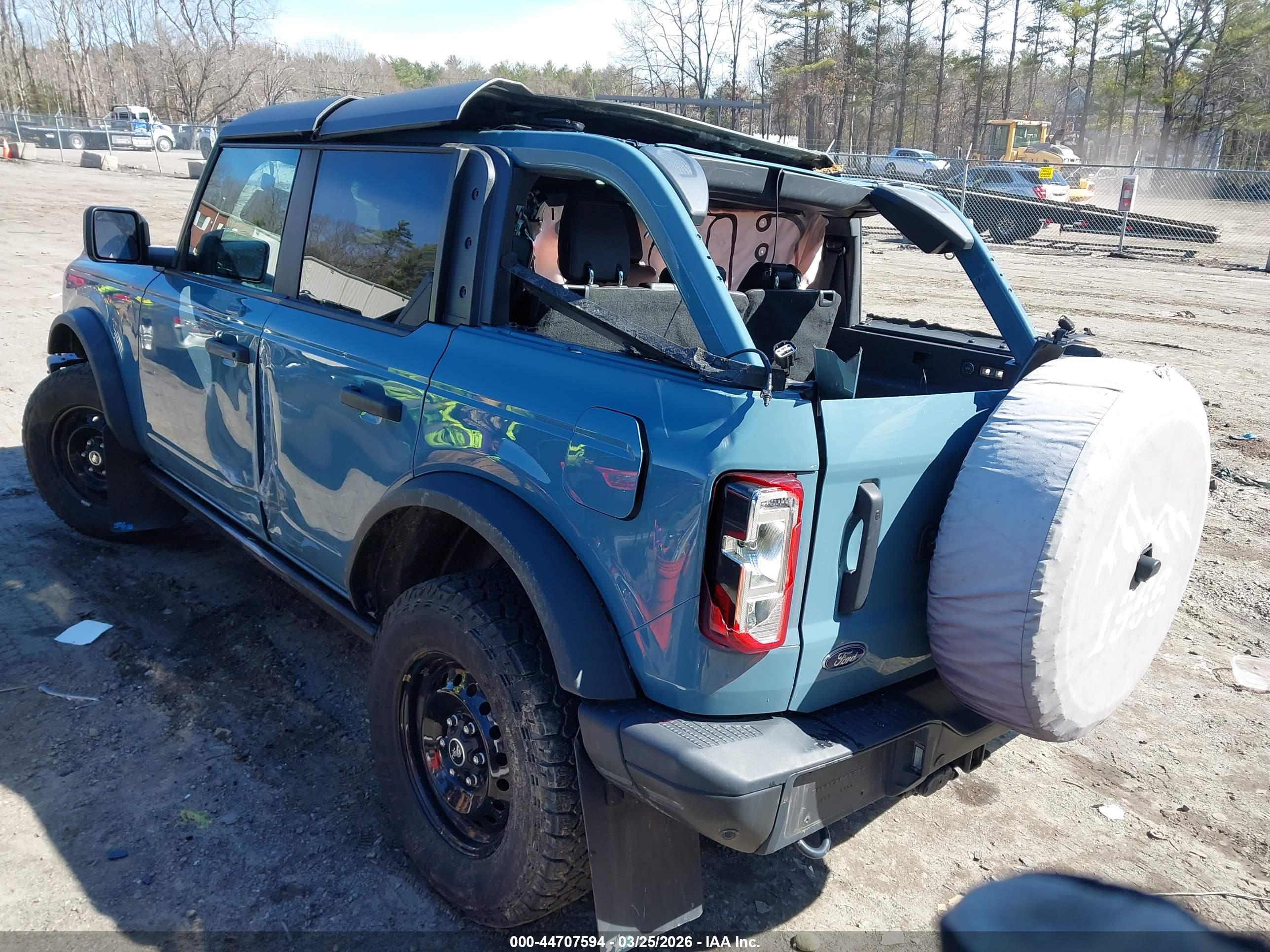 FORD BRONCO image 3