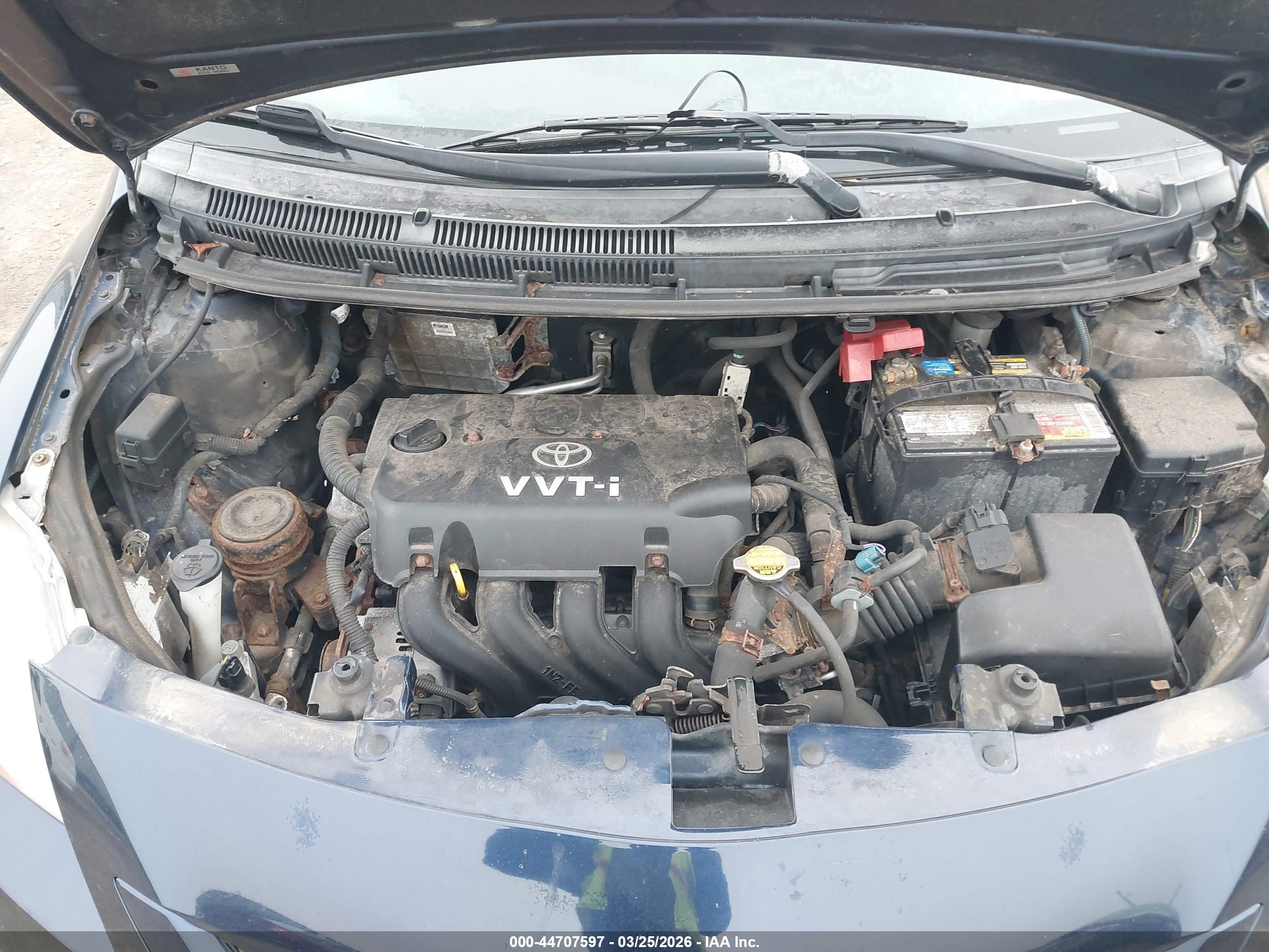 TOYOTA YARIS image 10
