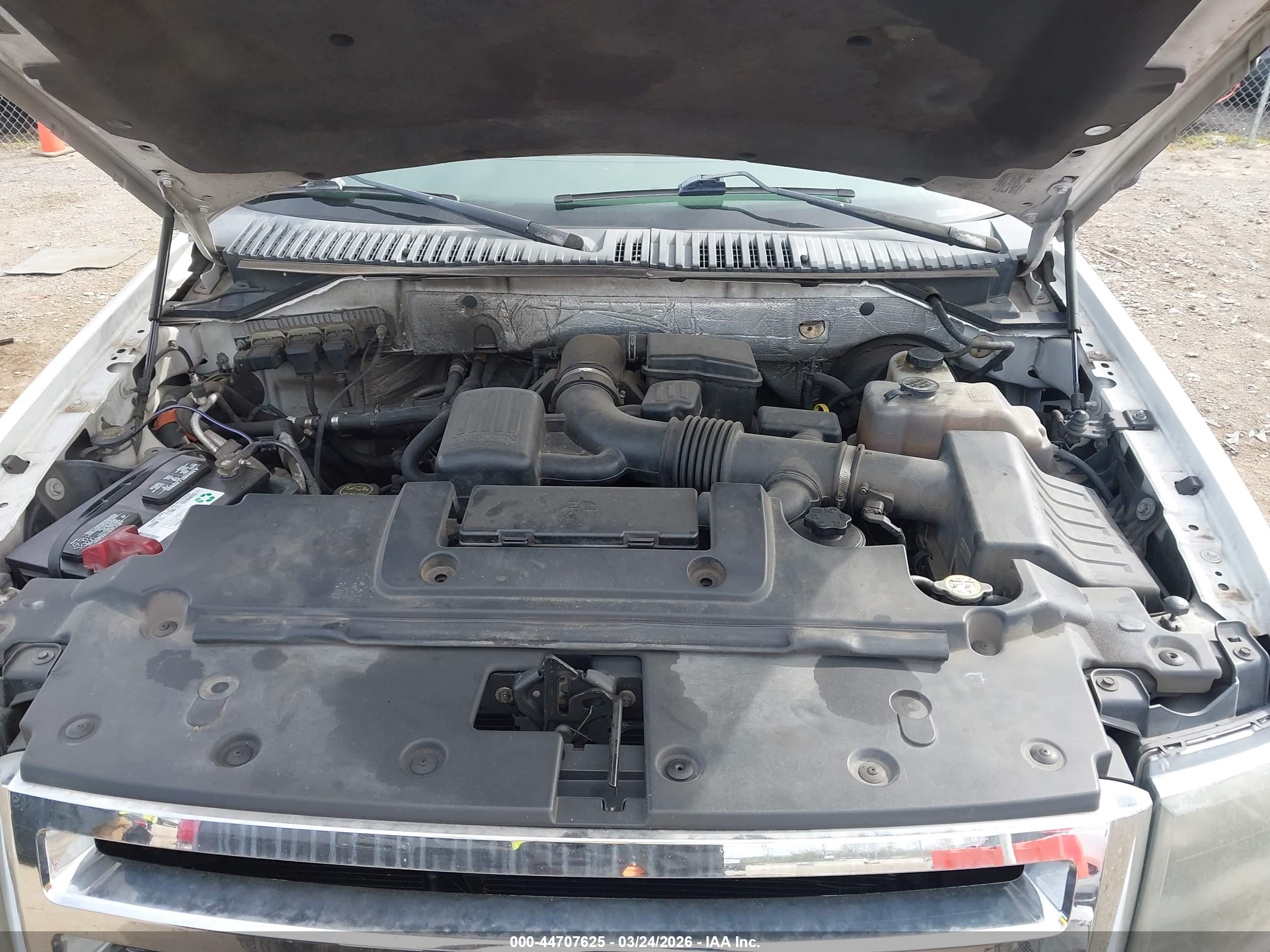 FORD EXPEDITION image 10
