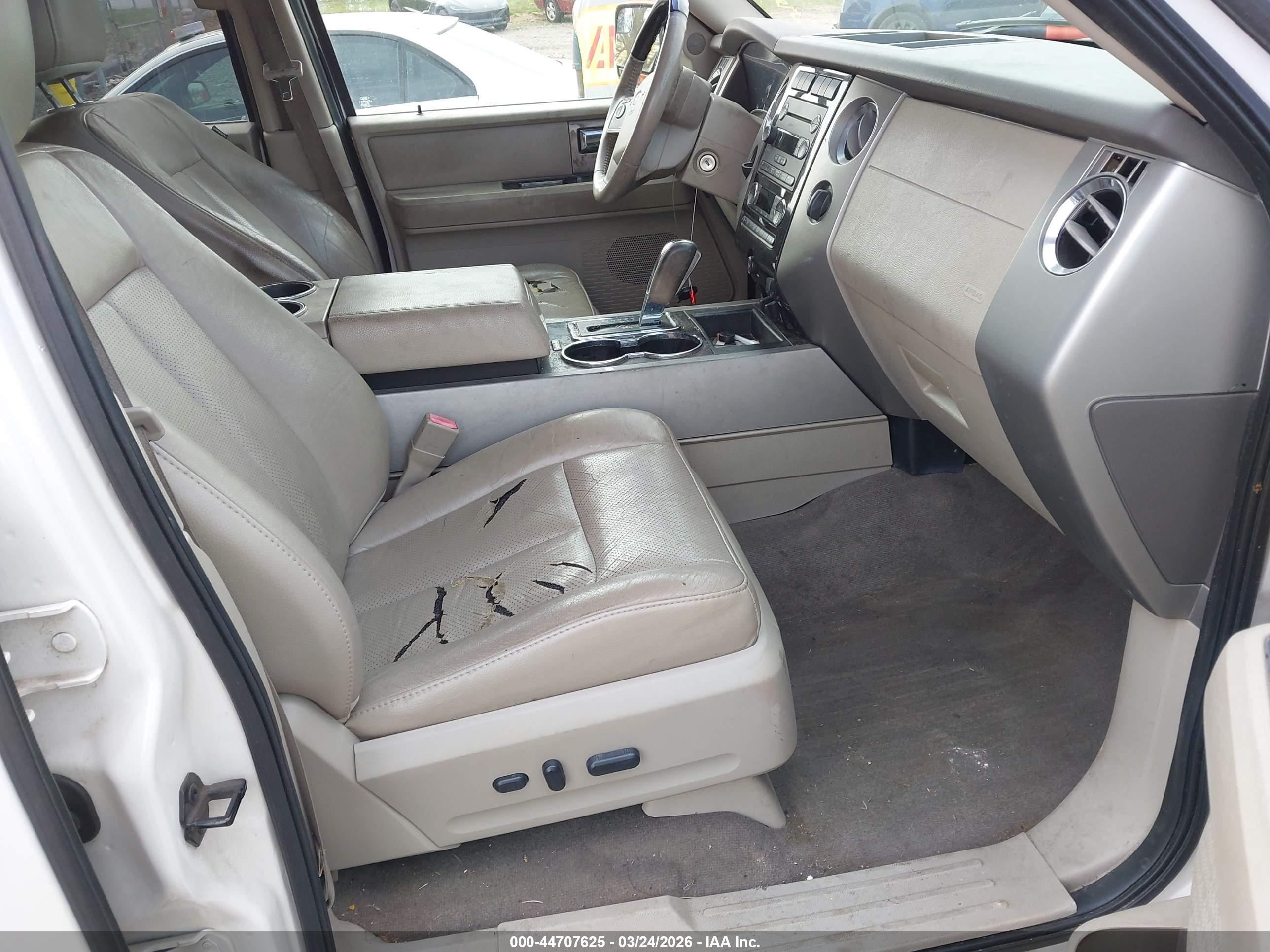FORD EXPEDITION image 5