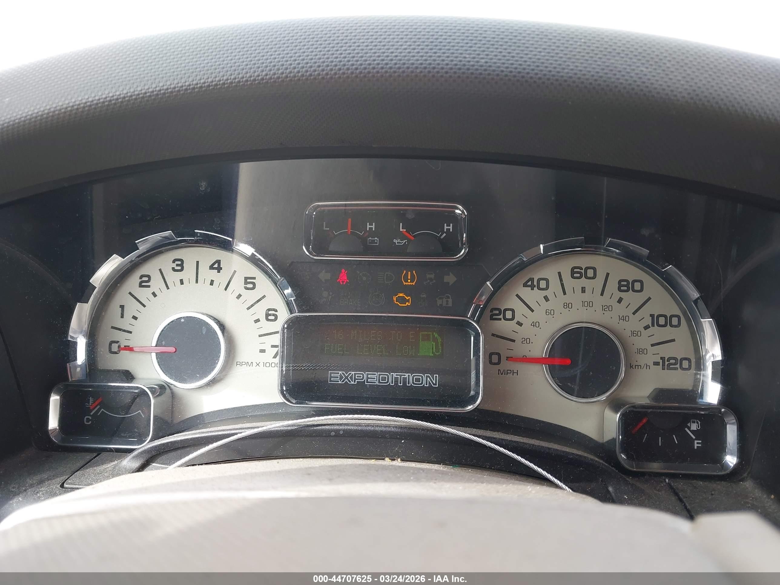 FORD EXPEDITION image 7