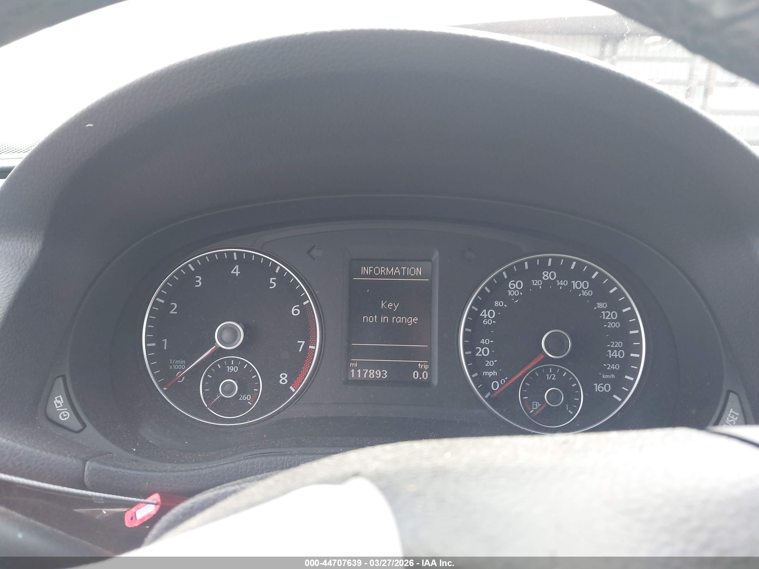 VOLKSWAGEN PASSAT image 7