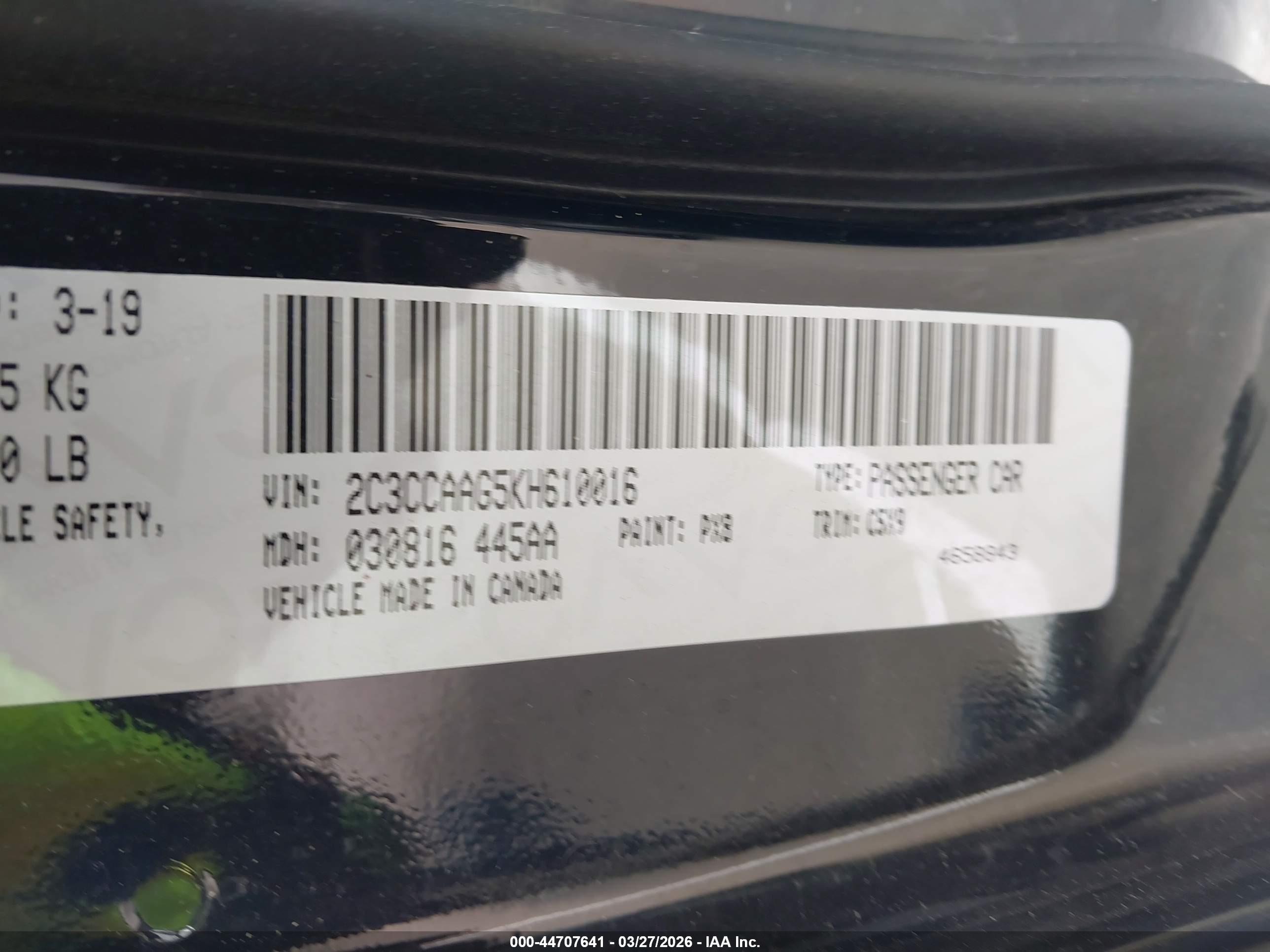 CHRYSLER 300 image 9