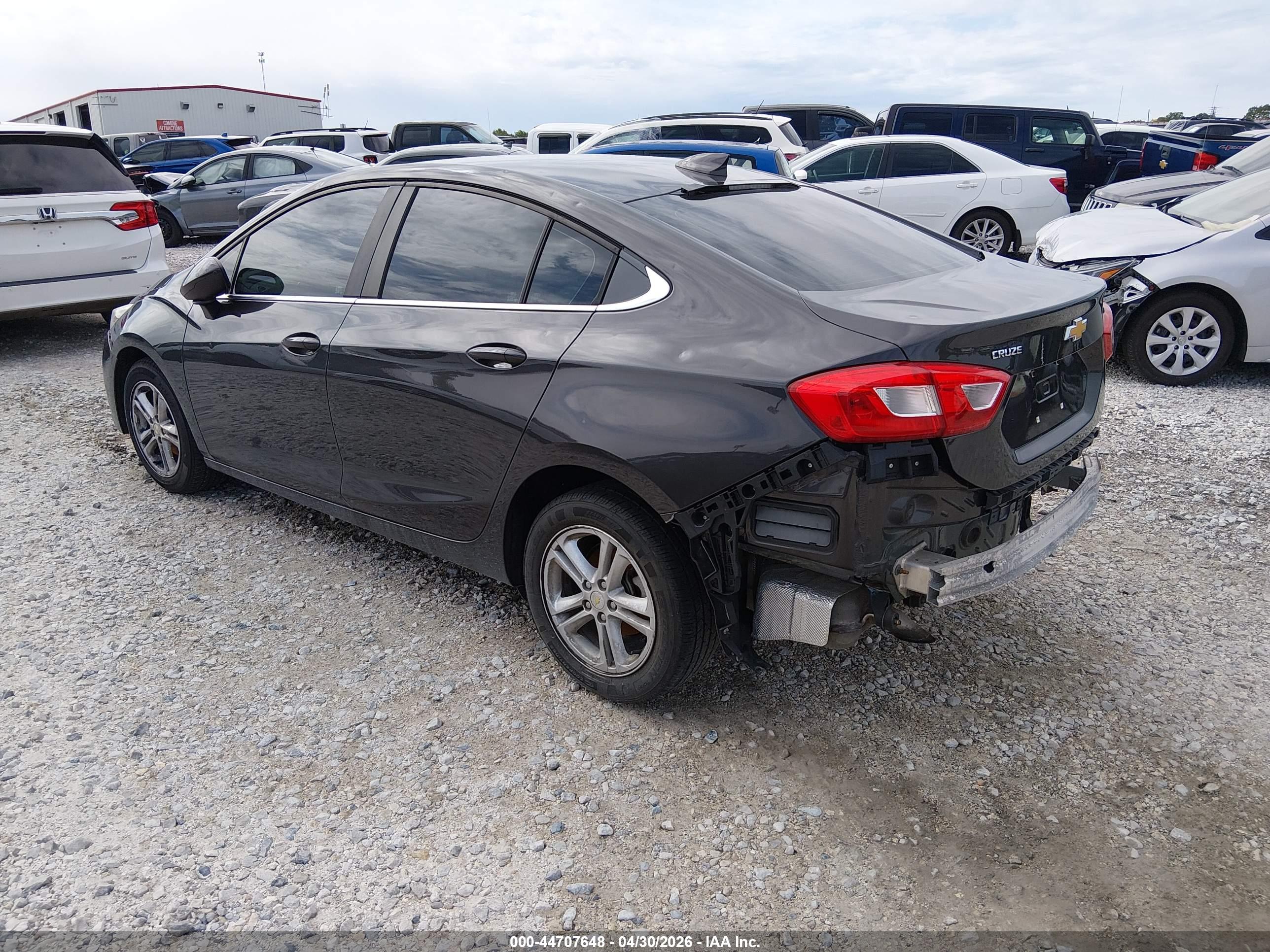 CHEVROLET CRUZE image 3