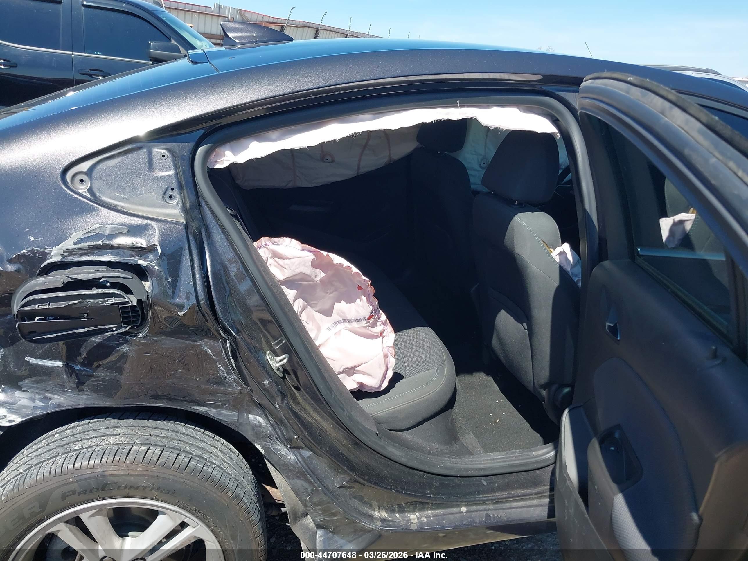 CHEVROLET CRUZE image 8