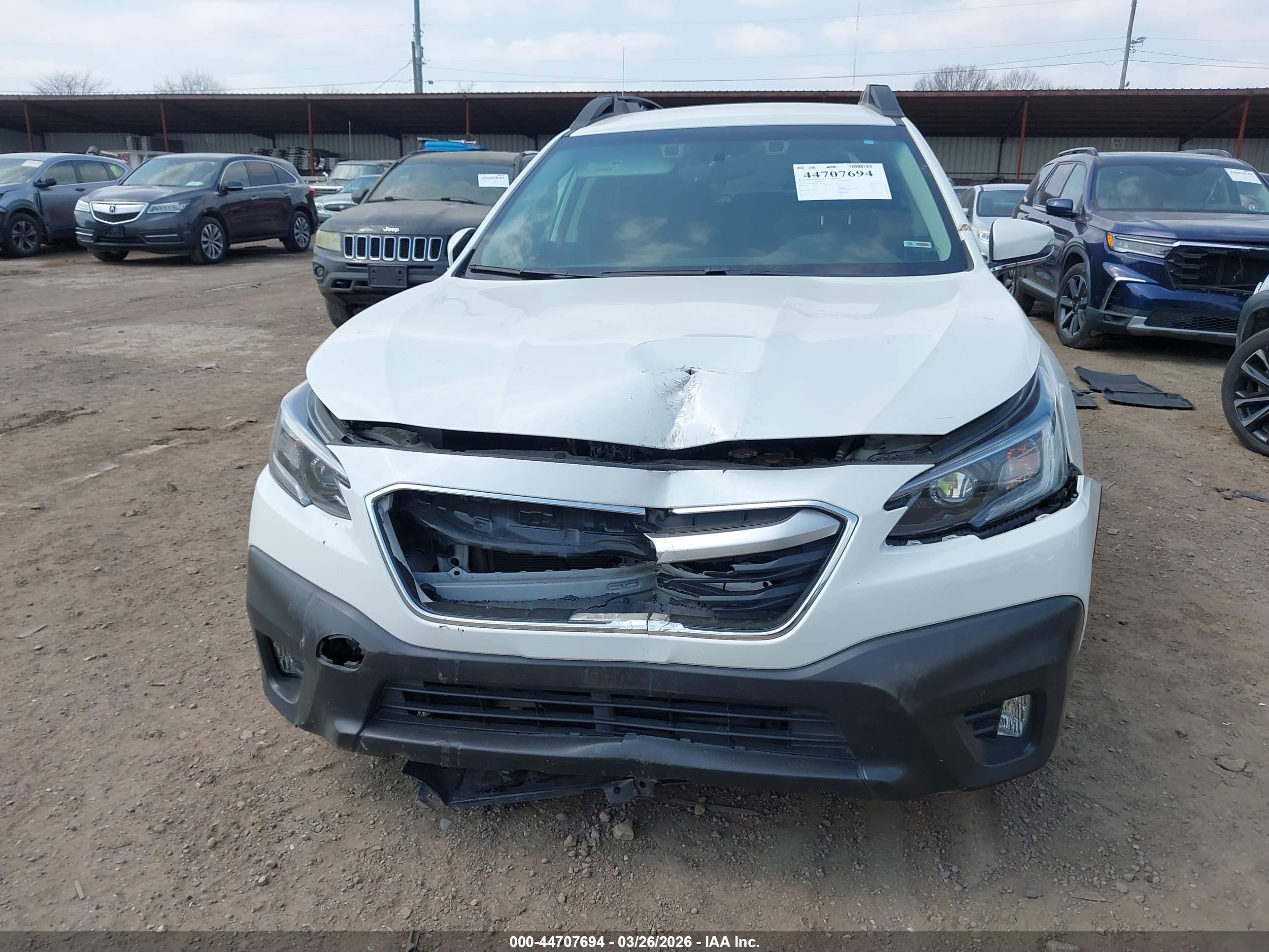 SUBARU OUTBACK image 6