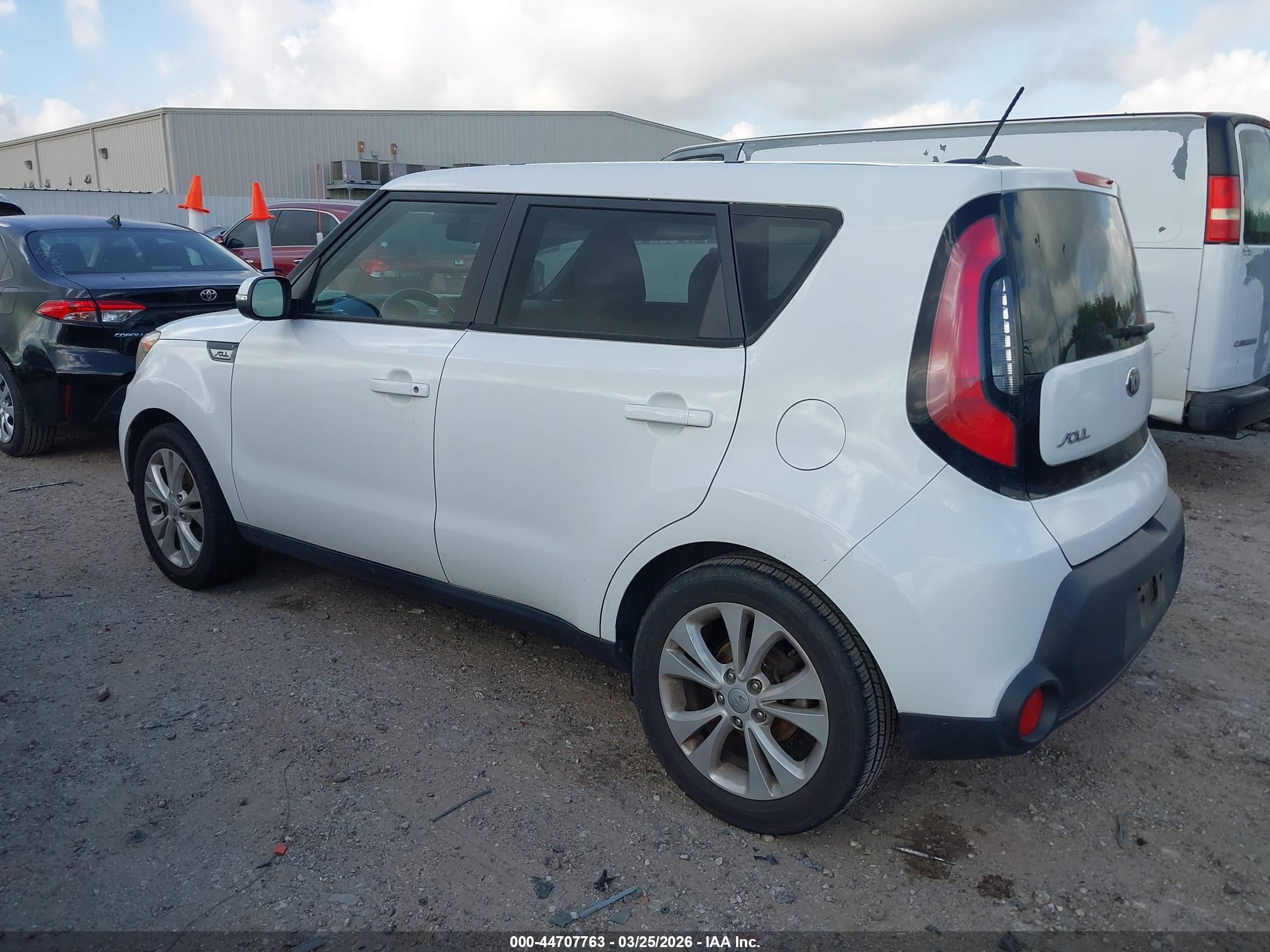 KIA SOUL image 3