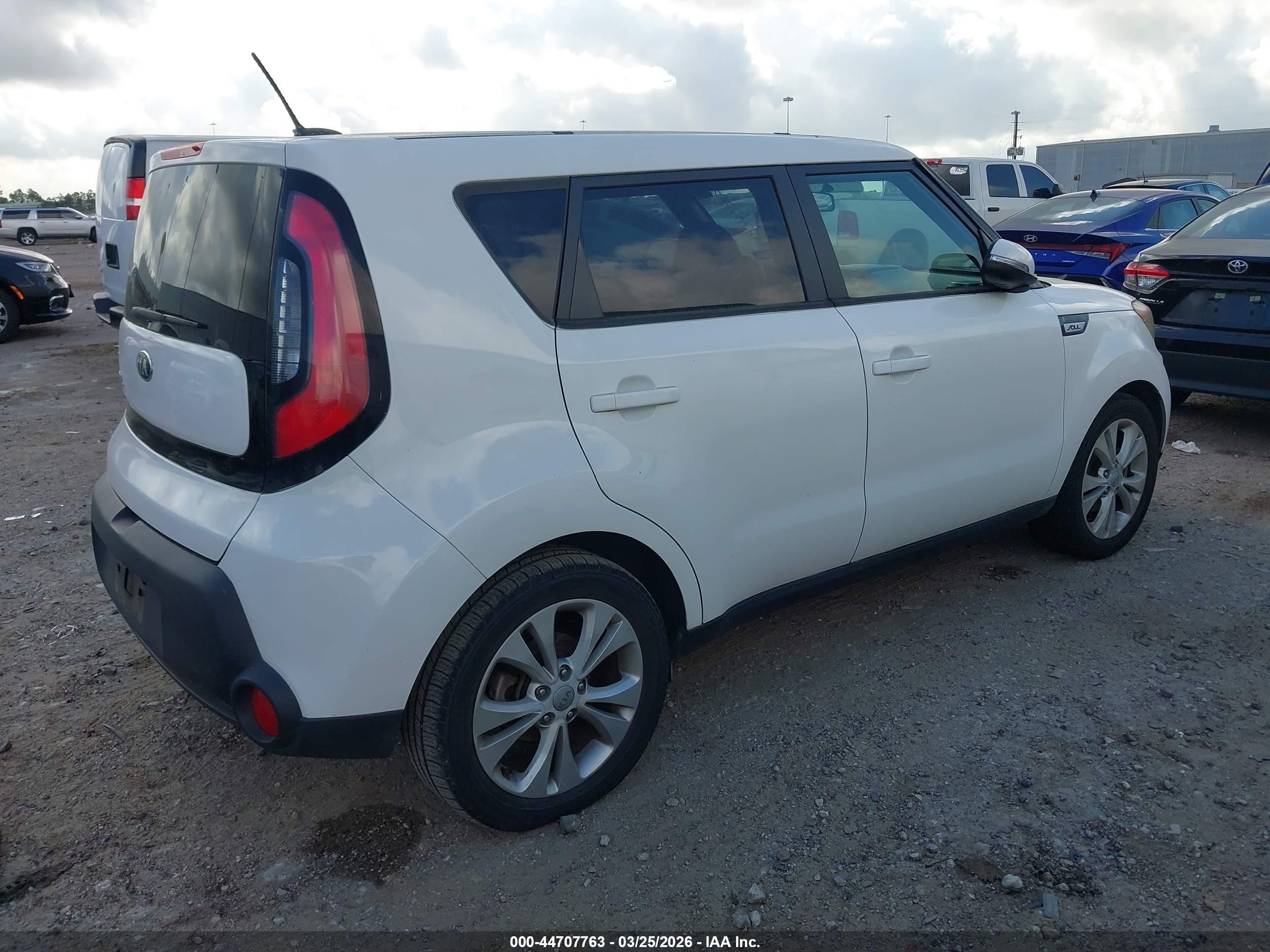 KIA SOUL image 4