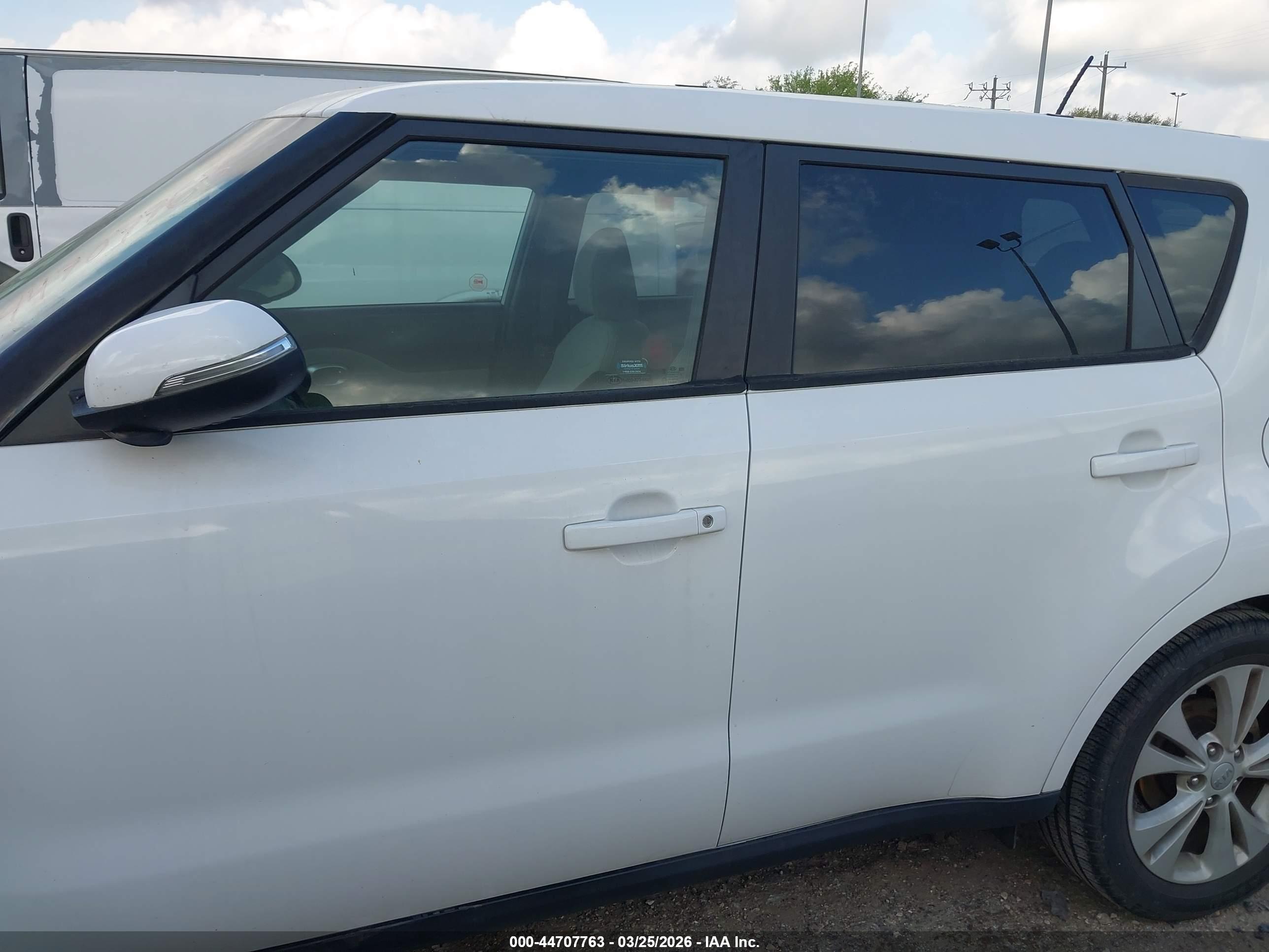 KIA SOUL image 6