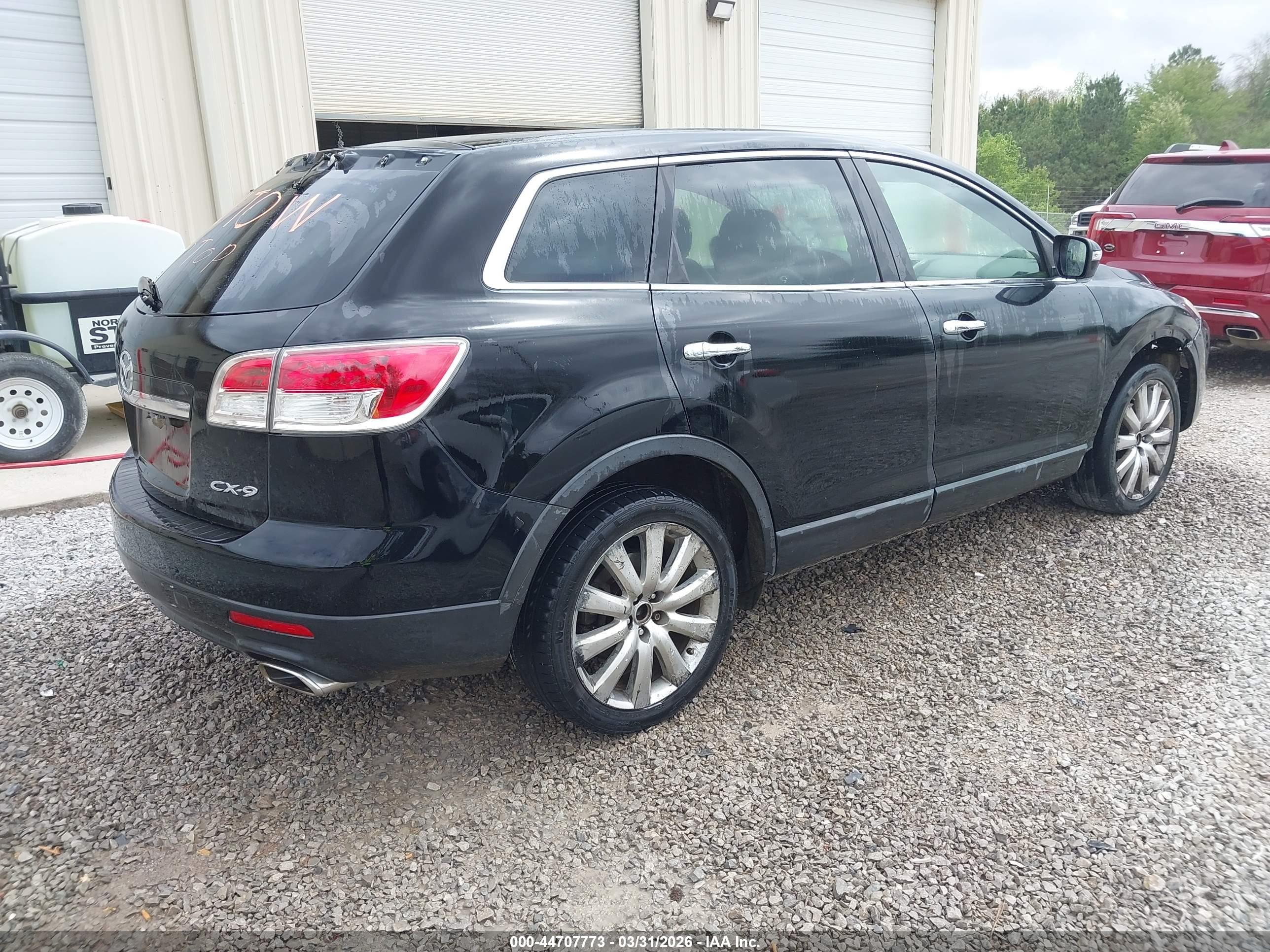 MAZDA CX-9 image 4