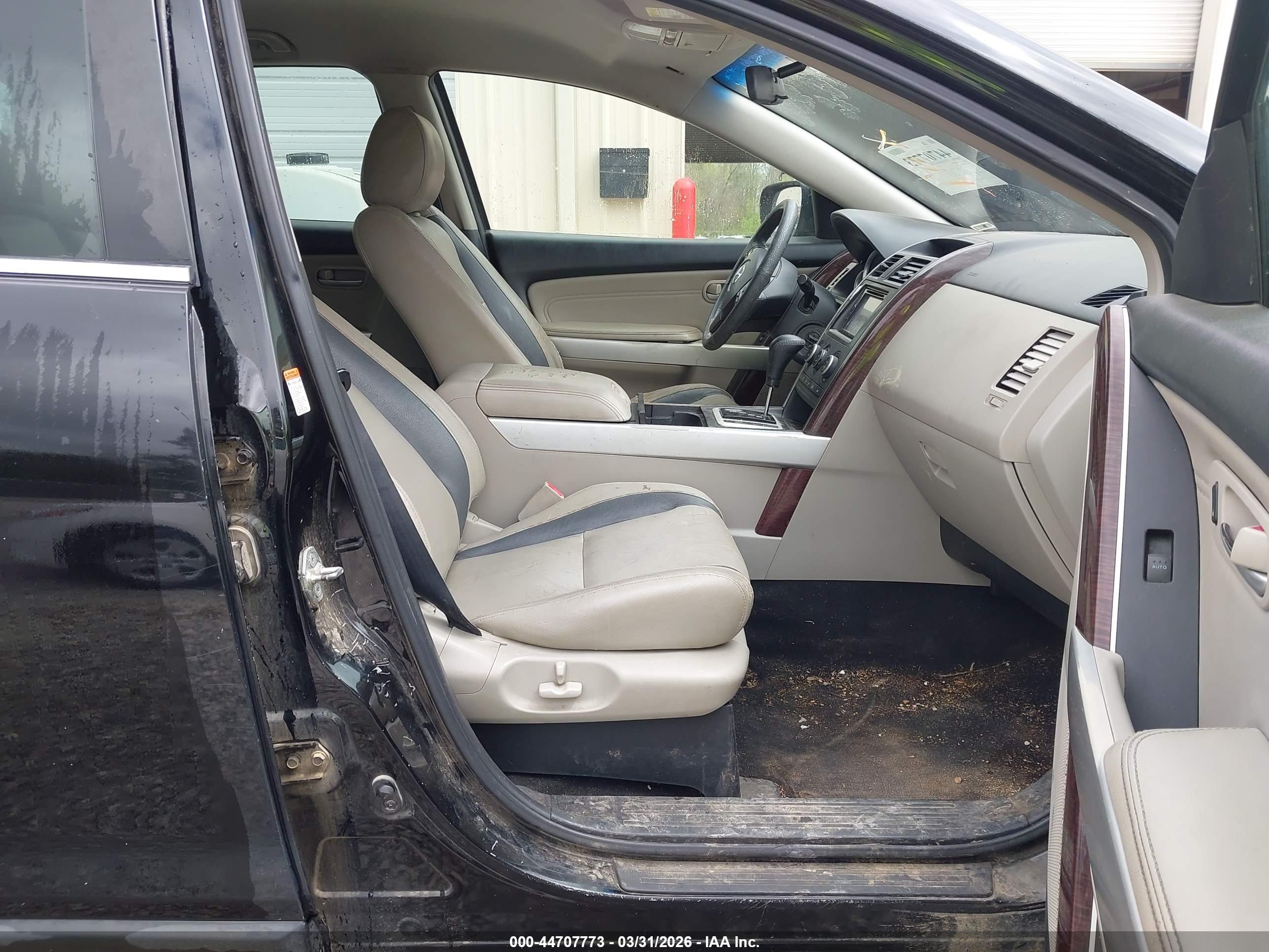 MAZDA CX-9 image 5