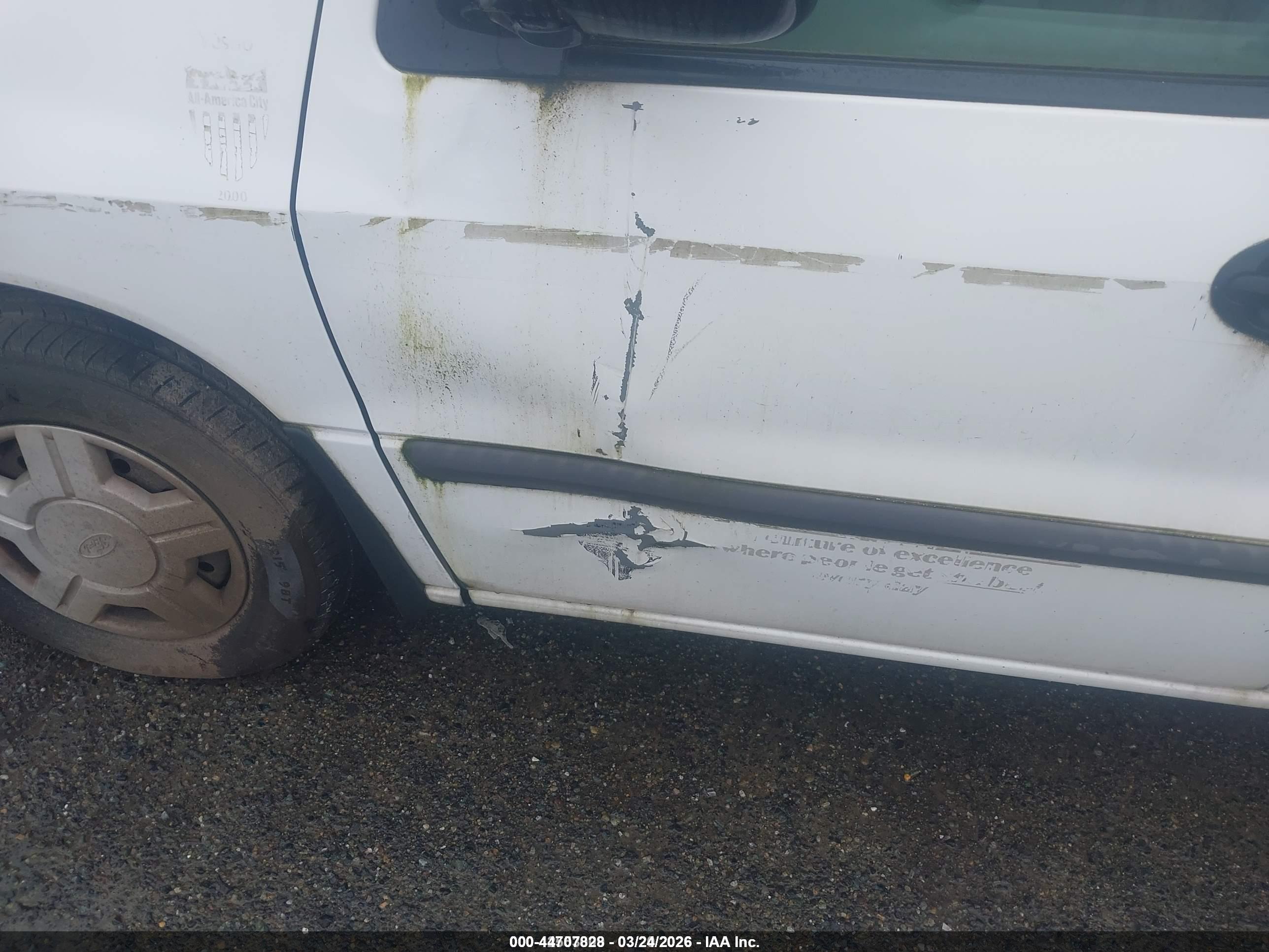 FORD WINDSTAR image 6