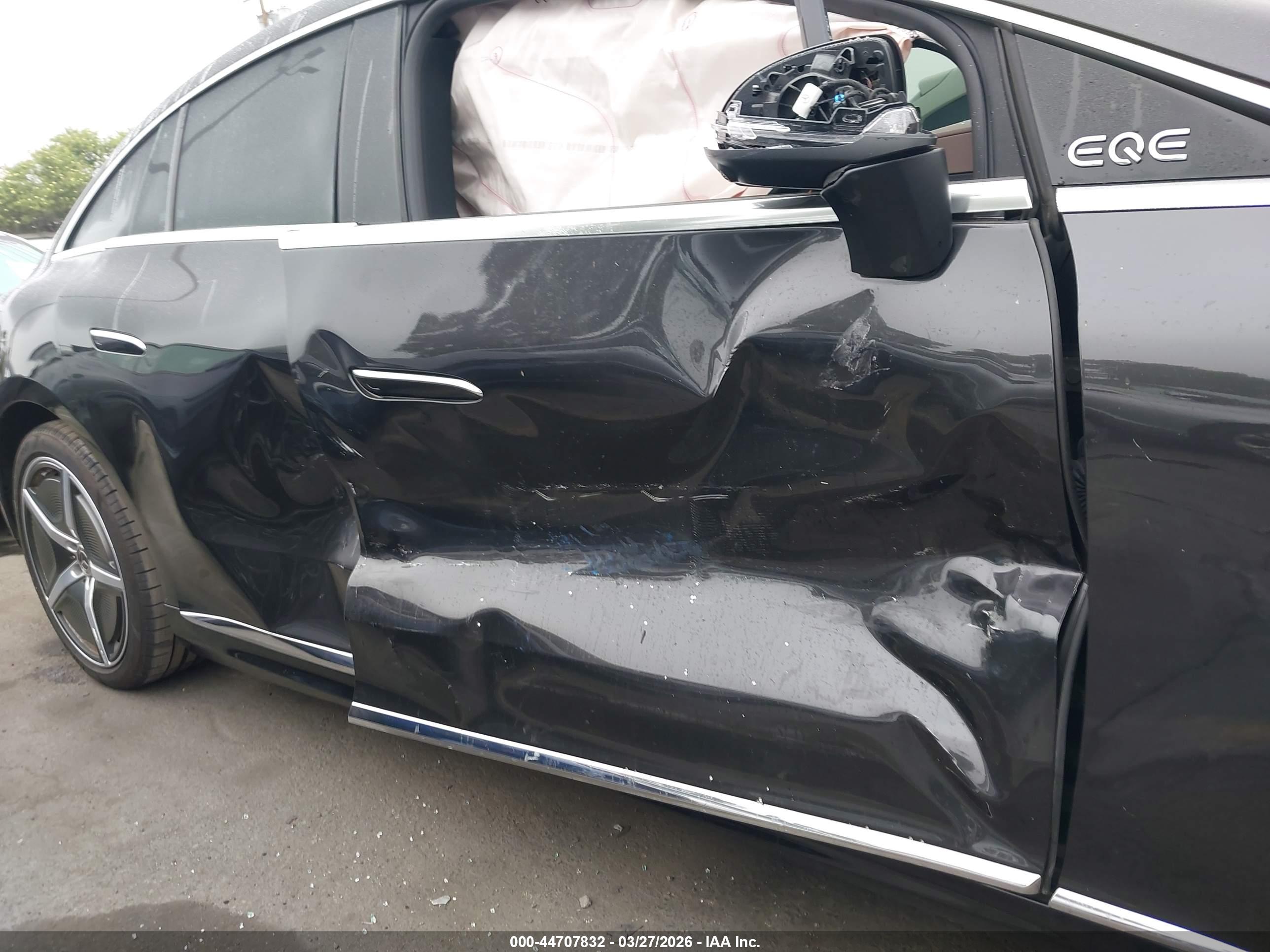 MERCEDES-BENZ EQE image 6