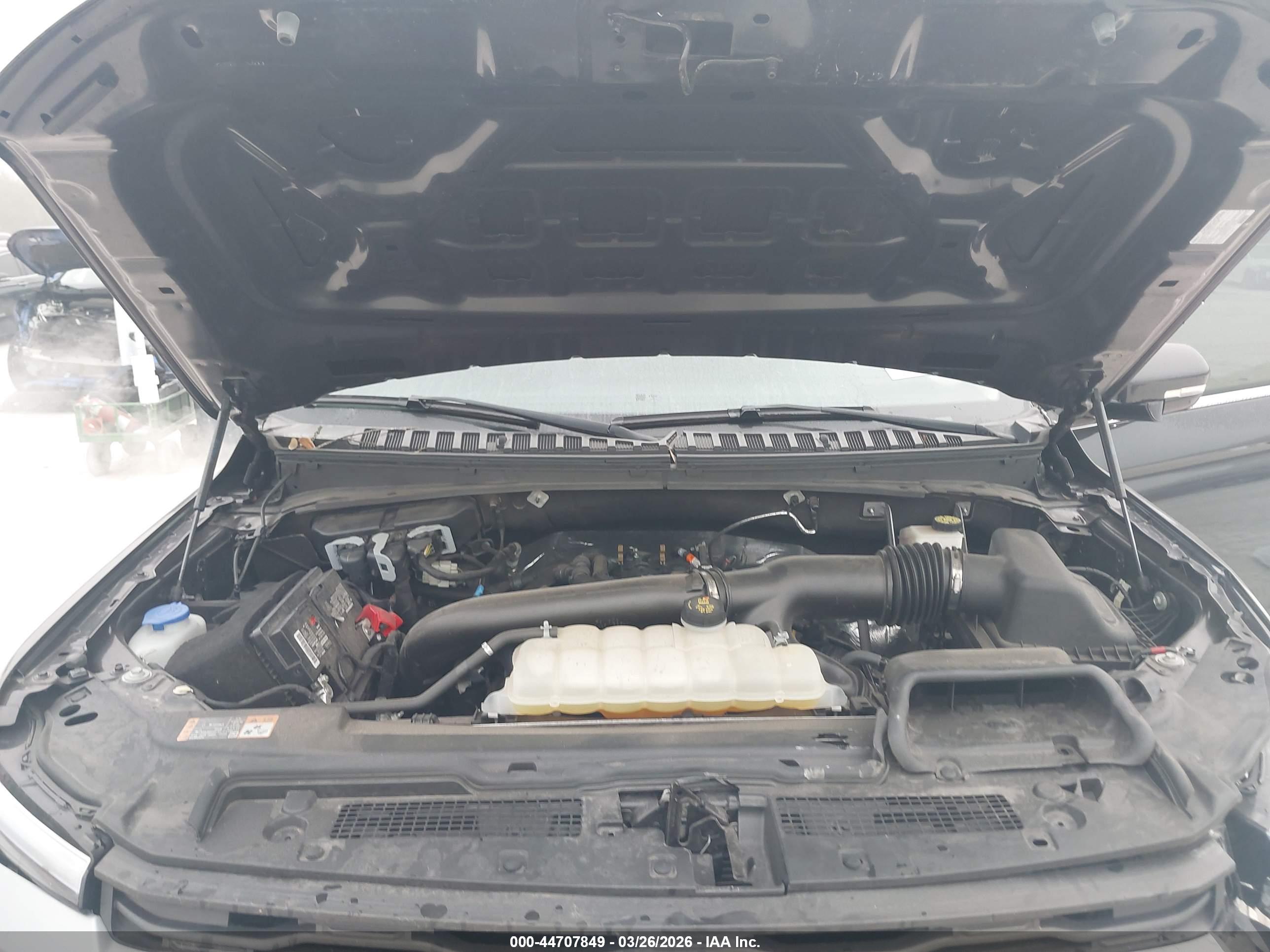 FORD EXPEDITION image 10