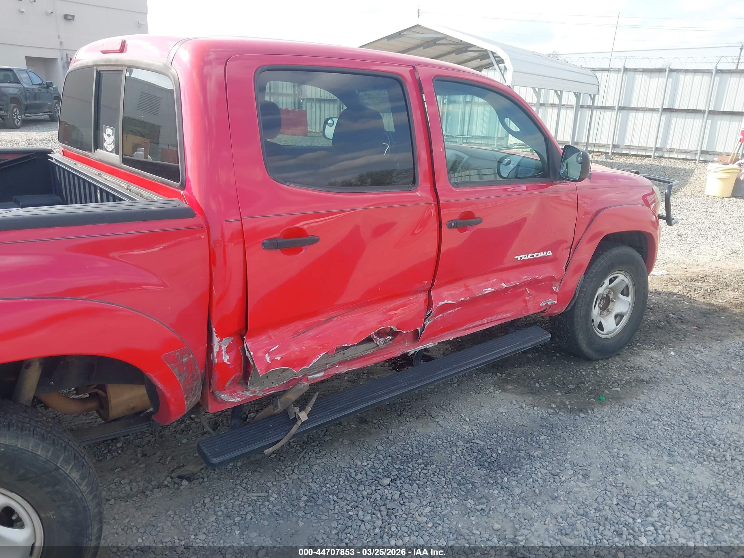 TOYOTA TACOMA image 6