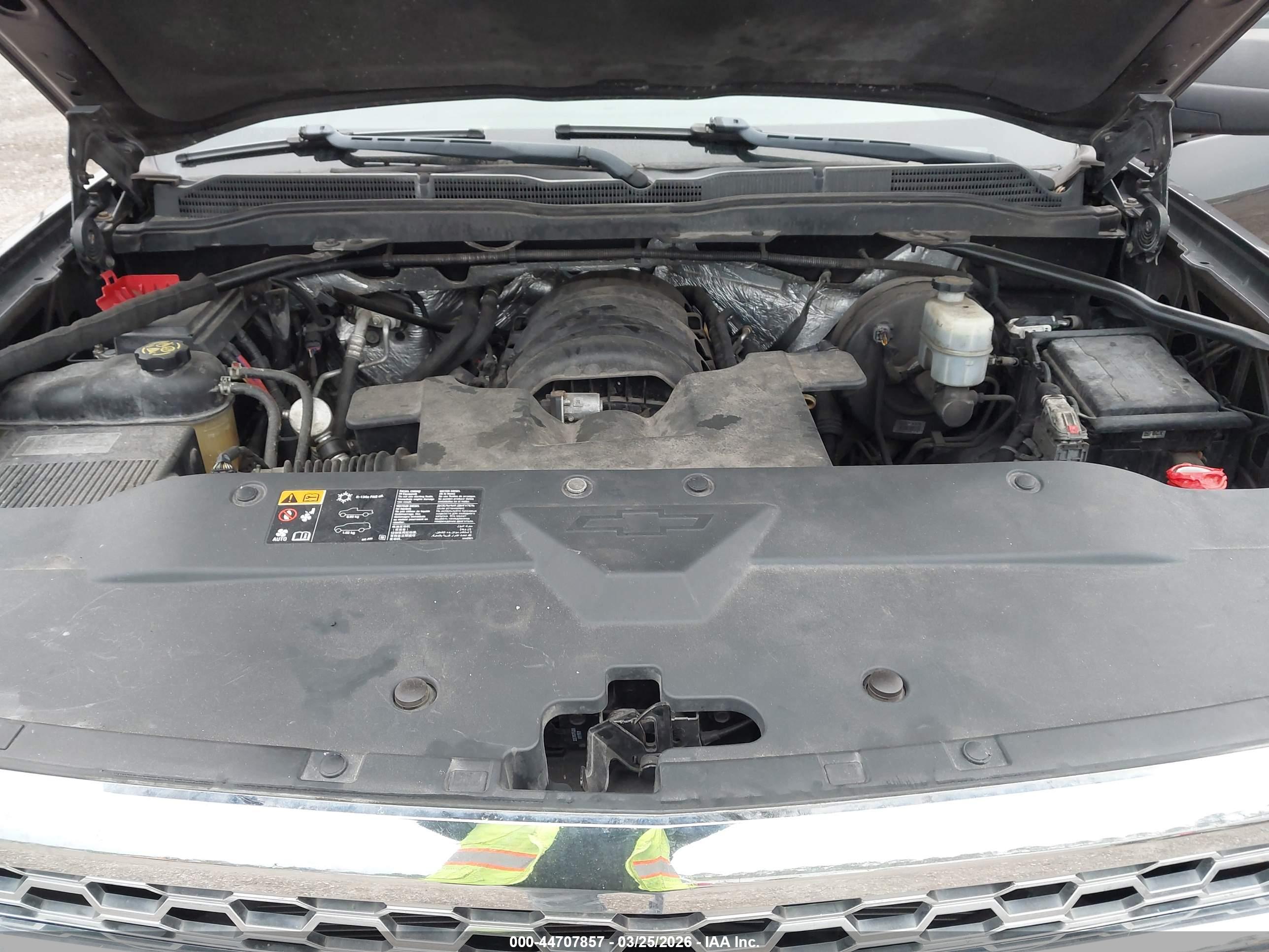 CHEVROLET SILVERADO image 10