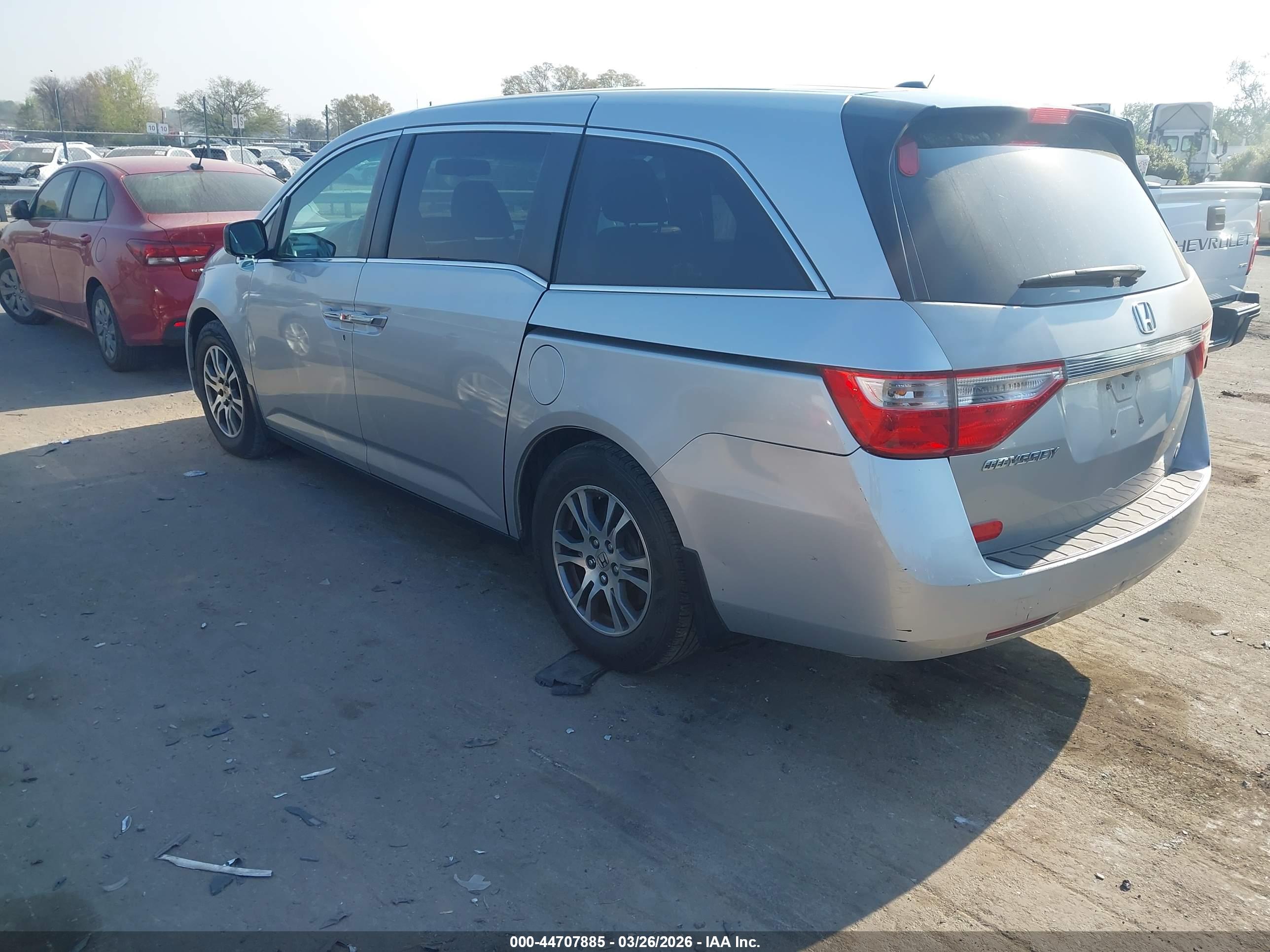 HONDA ODYSSEY image 3
