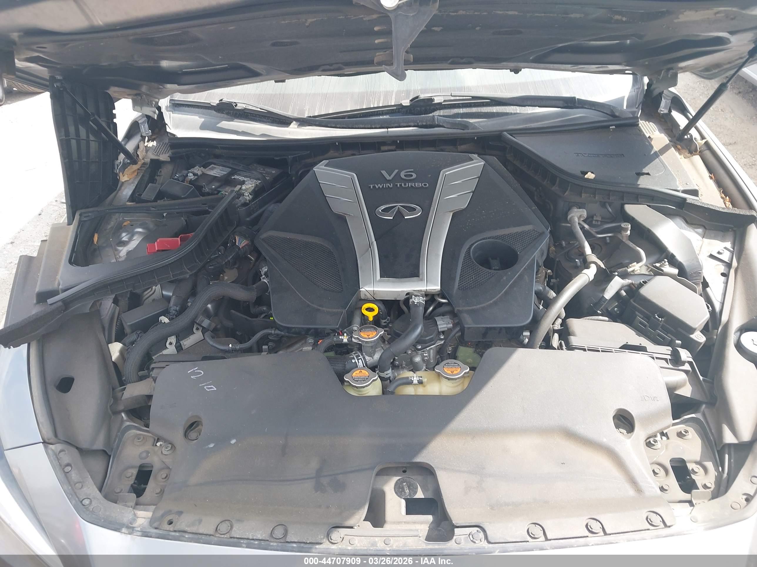INFINITI Q50 image 10