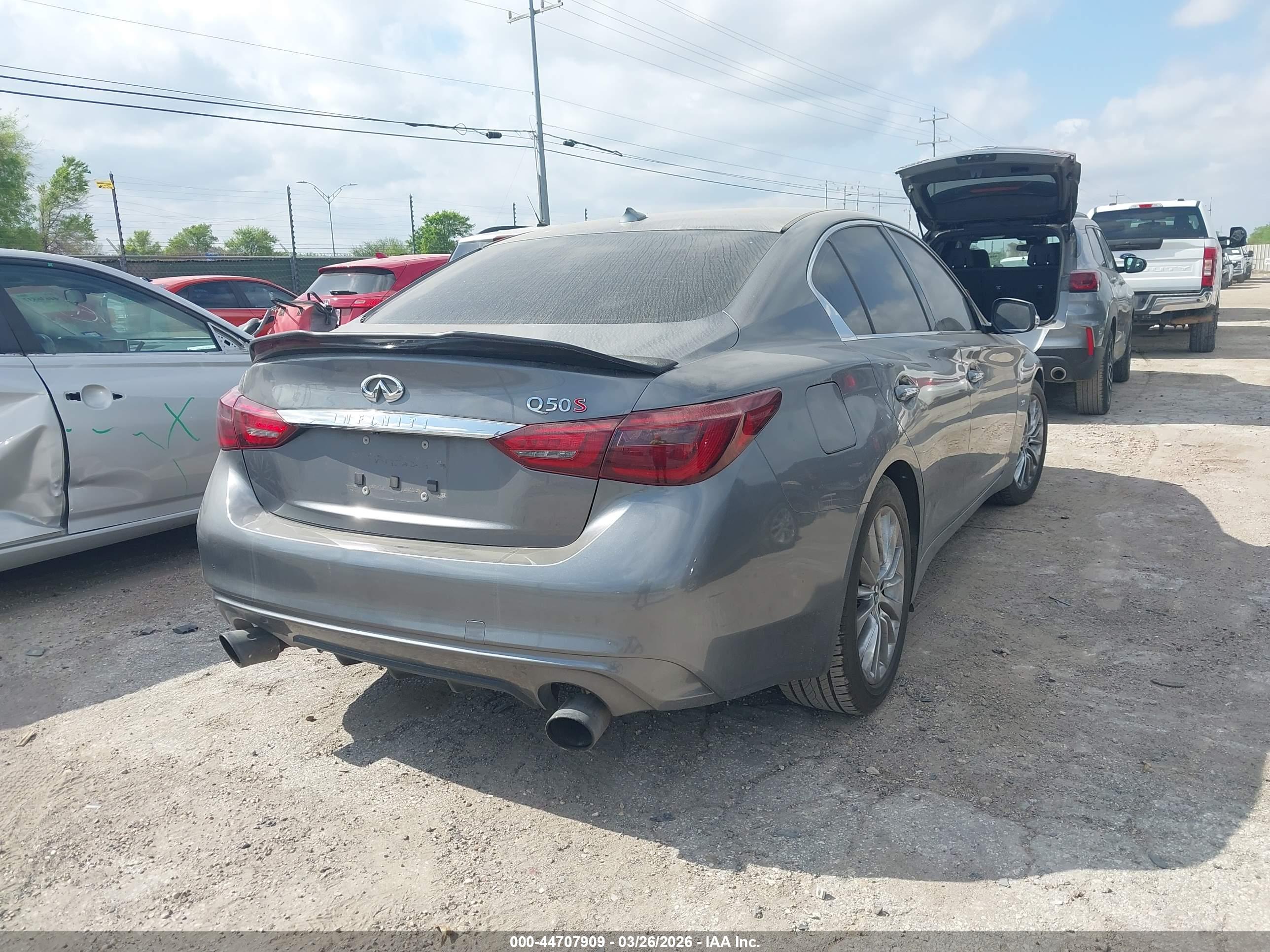 INFINITI Q50 image 6