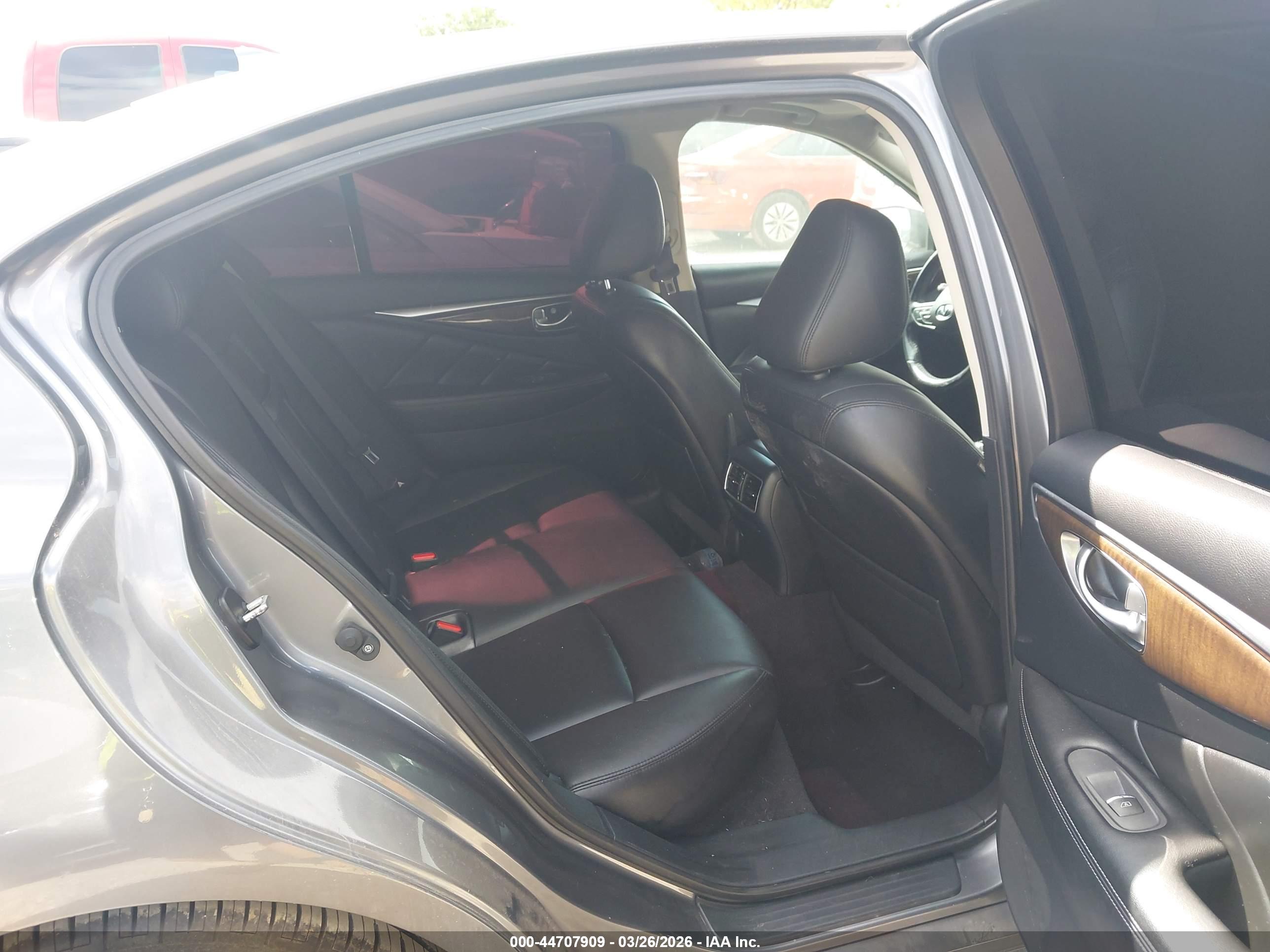 INFINITI Q50 image 8