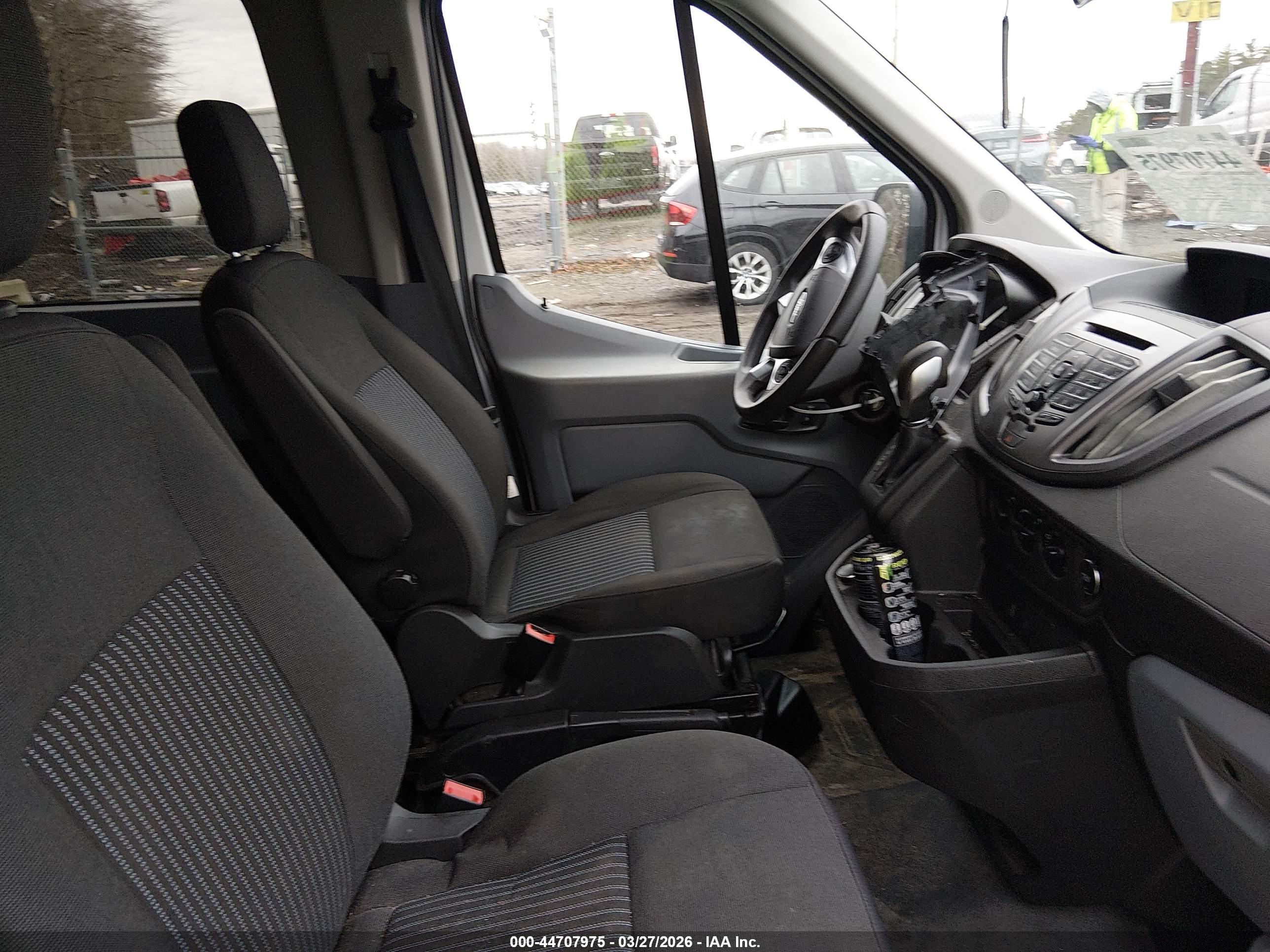 FORD TRANSIT-350 image 5