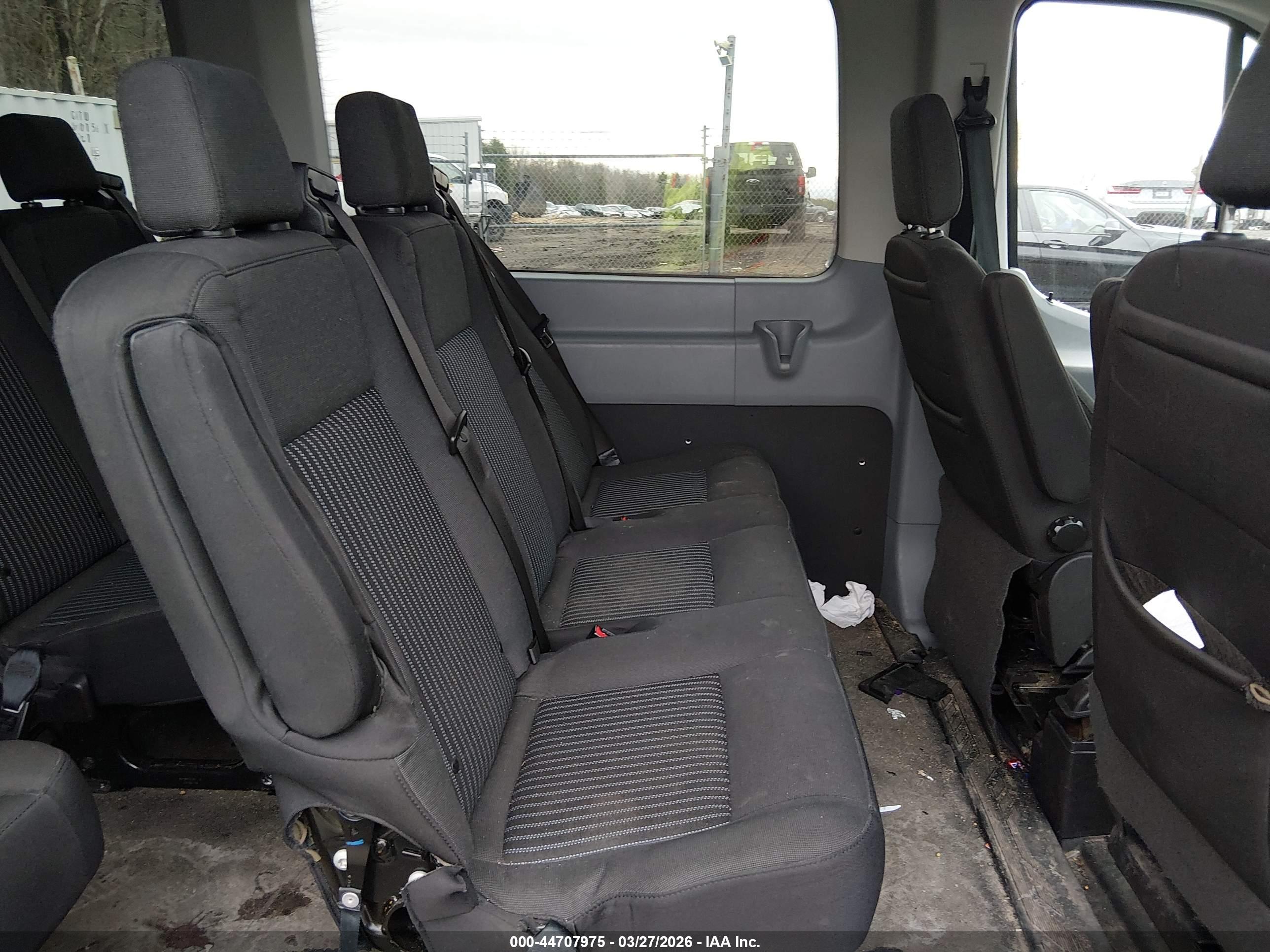 FORD TRANSIT-350 image 8