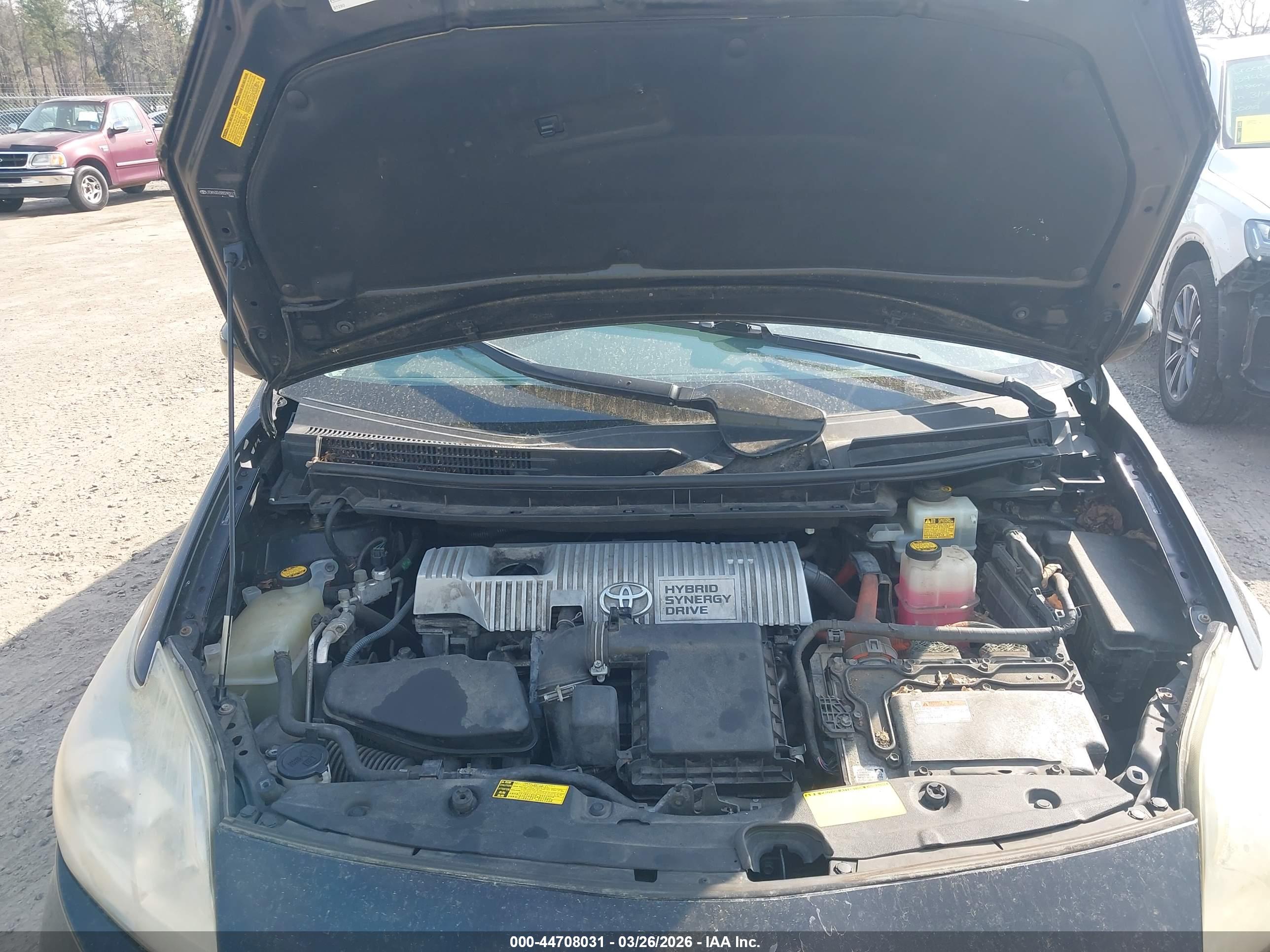 TOYOTA PRIUS image 10