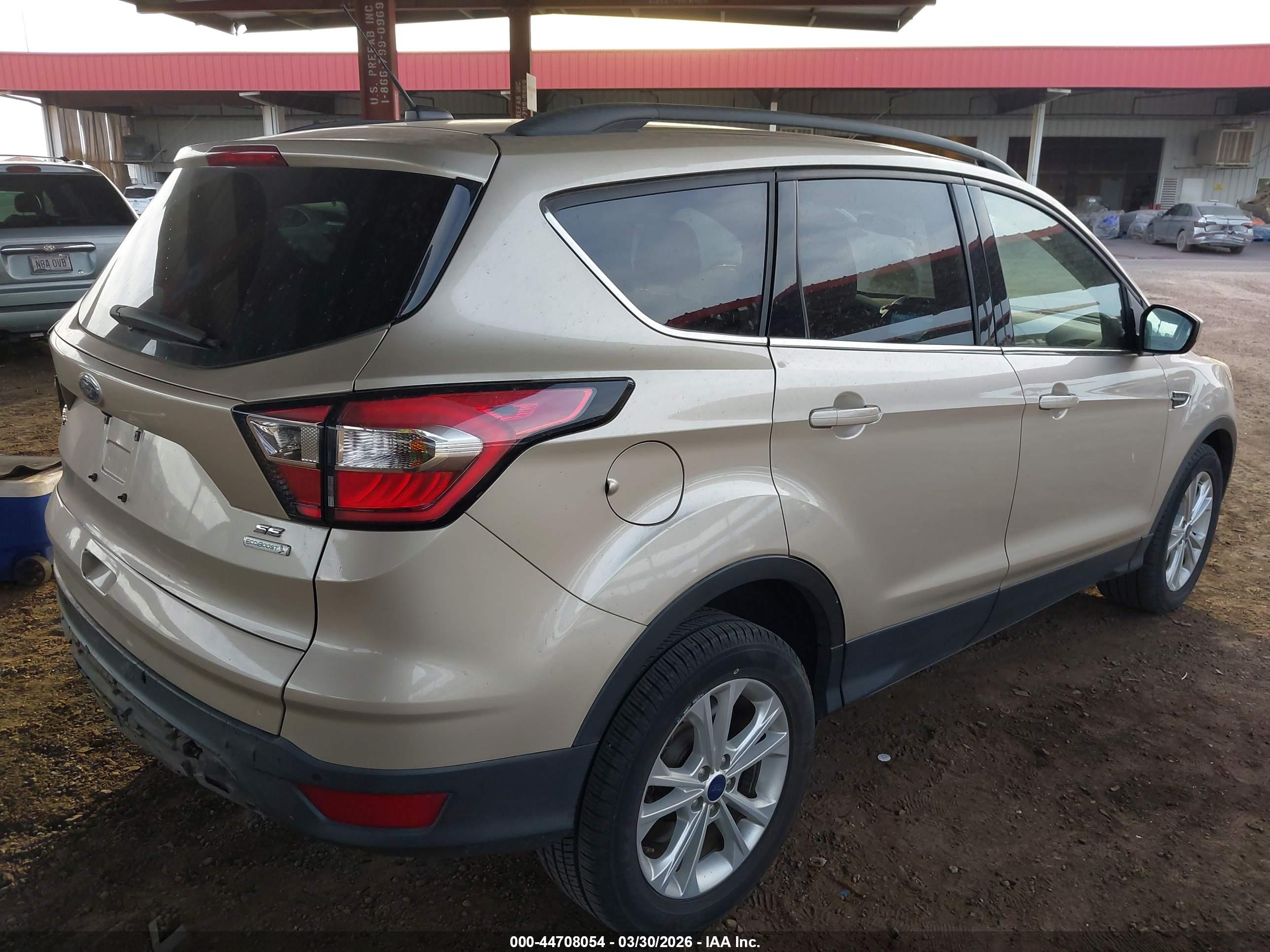 FORD ESCAPE image 4