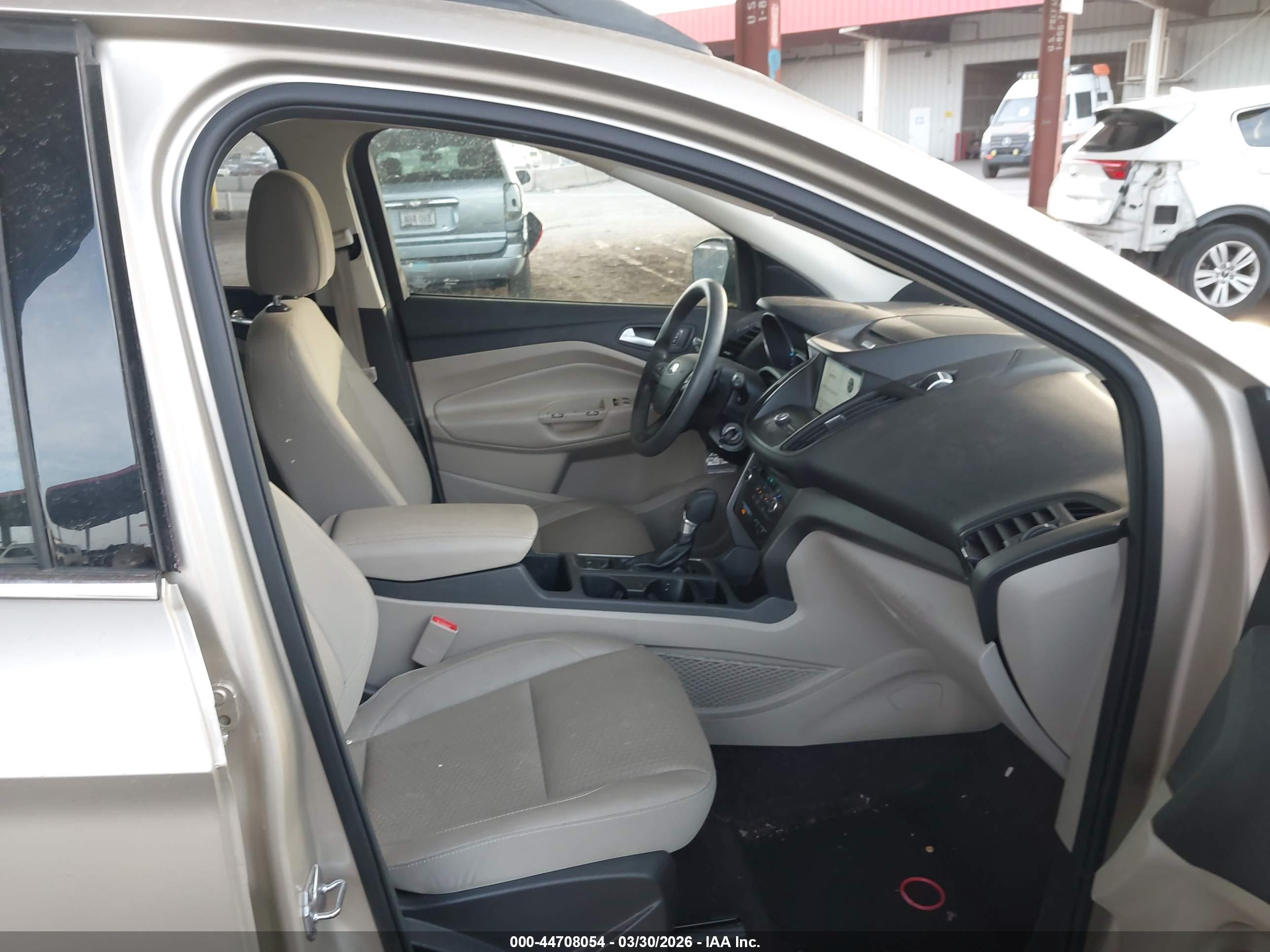 FORD ESCAPE image 5