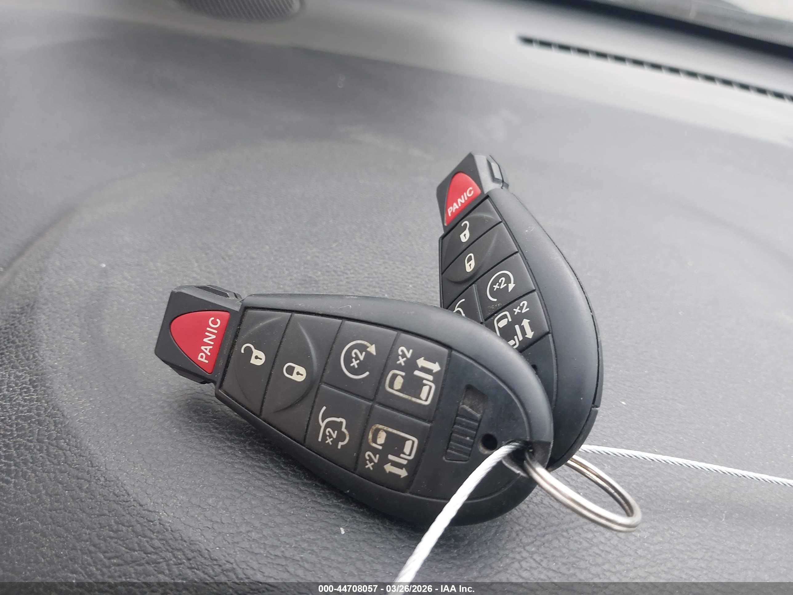CHRYSLER TOWN image 11