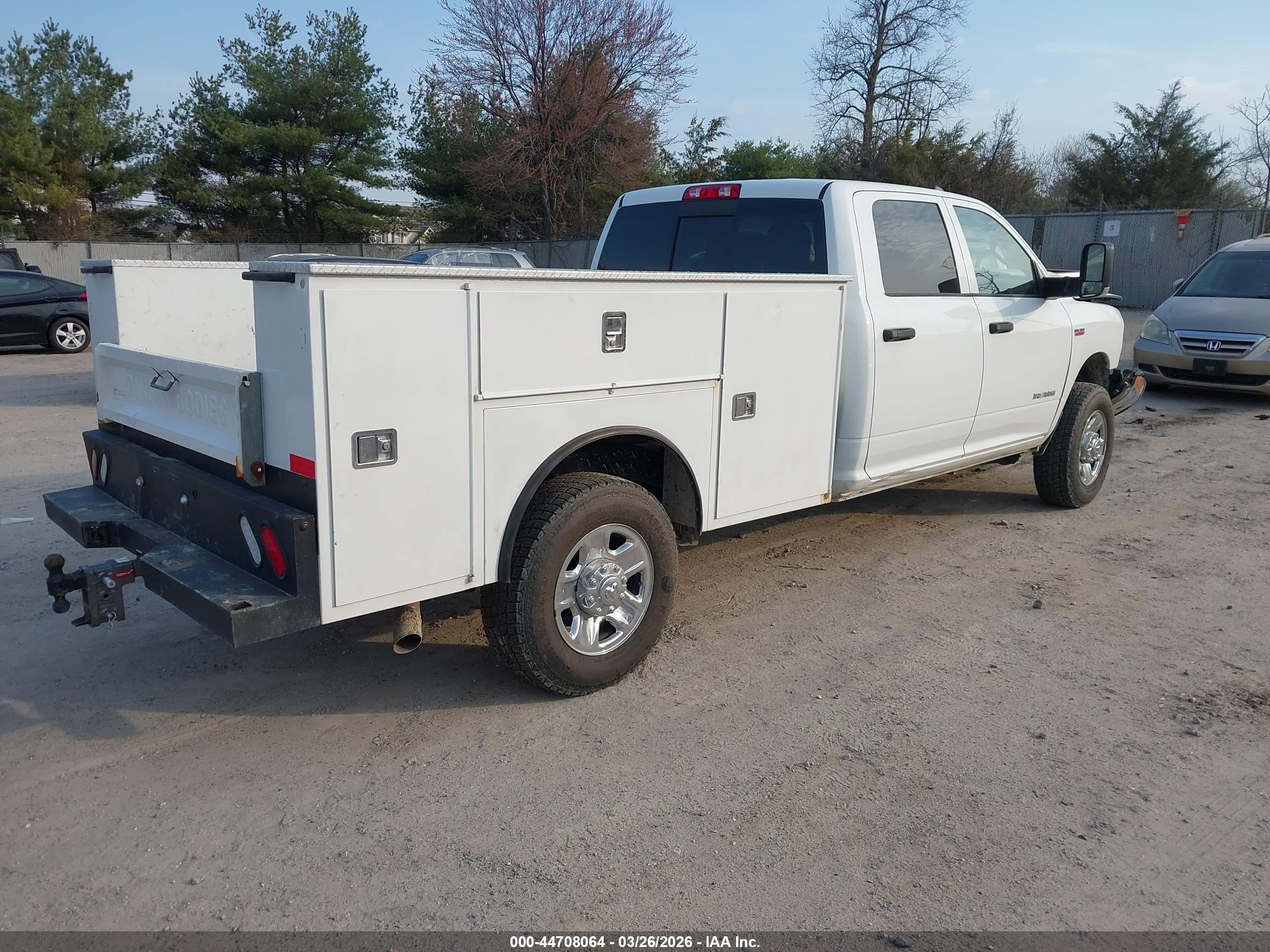 RAM 2500 image 4